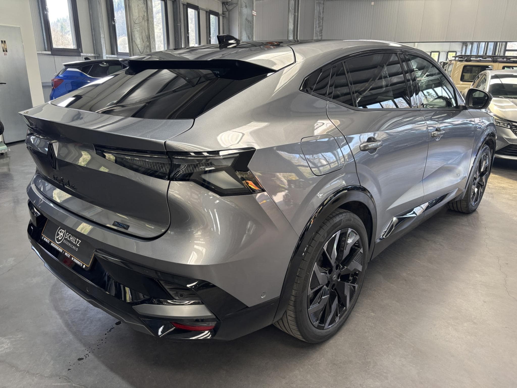 Renault Rafale Esprit Alpine 200 Full Hybrid 4 Control (2025) - Photo 3