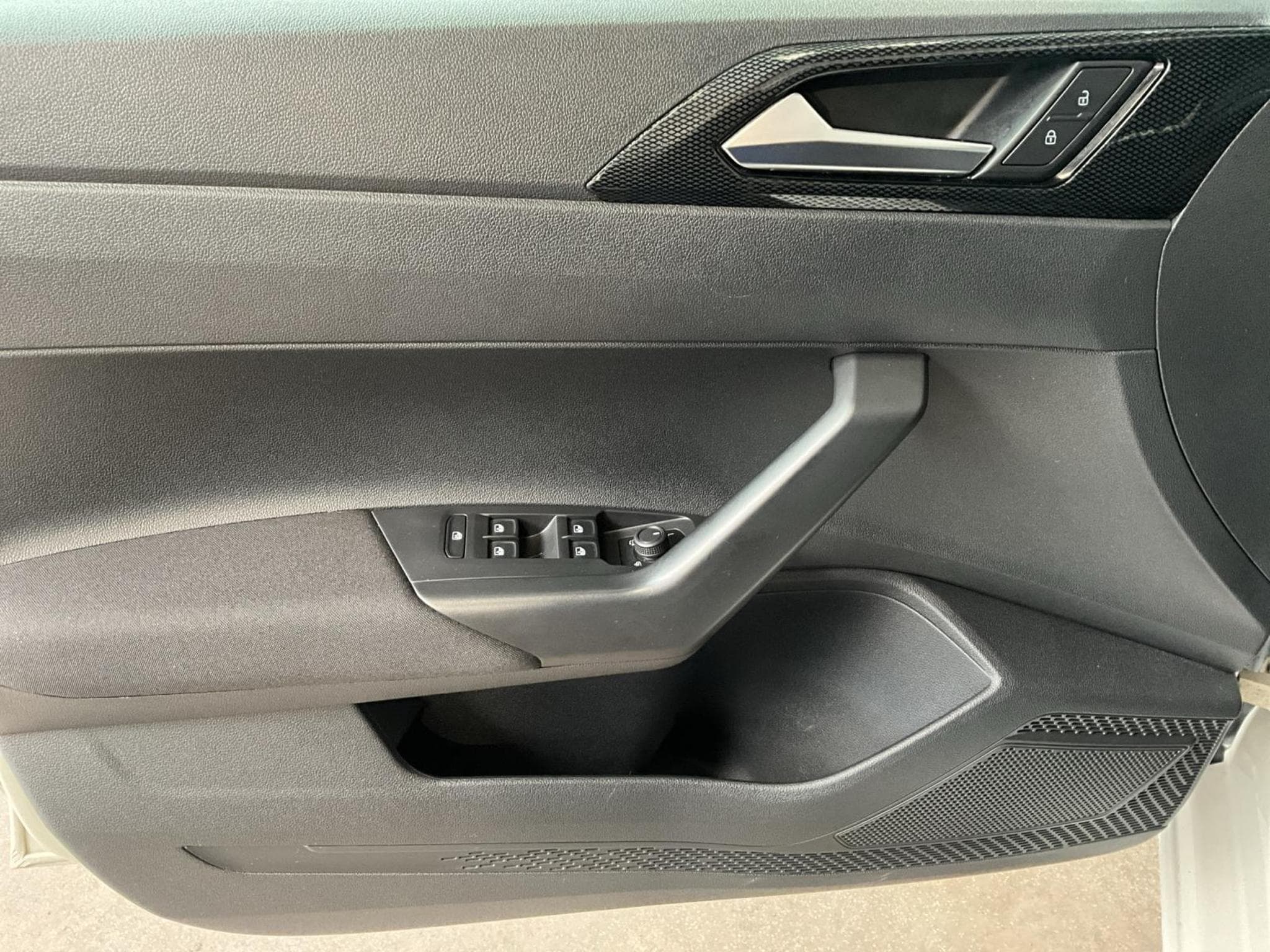 VW Polo Life+DSG+RearView+LED (2023) - Photo 14