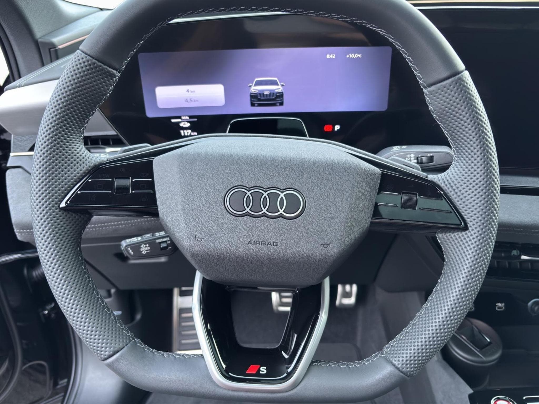 Audi SQ6 e-tron SUV (2026) - Photo 10