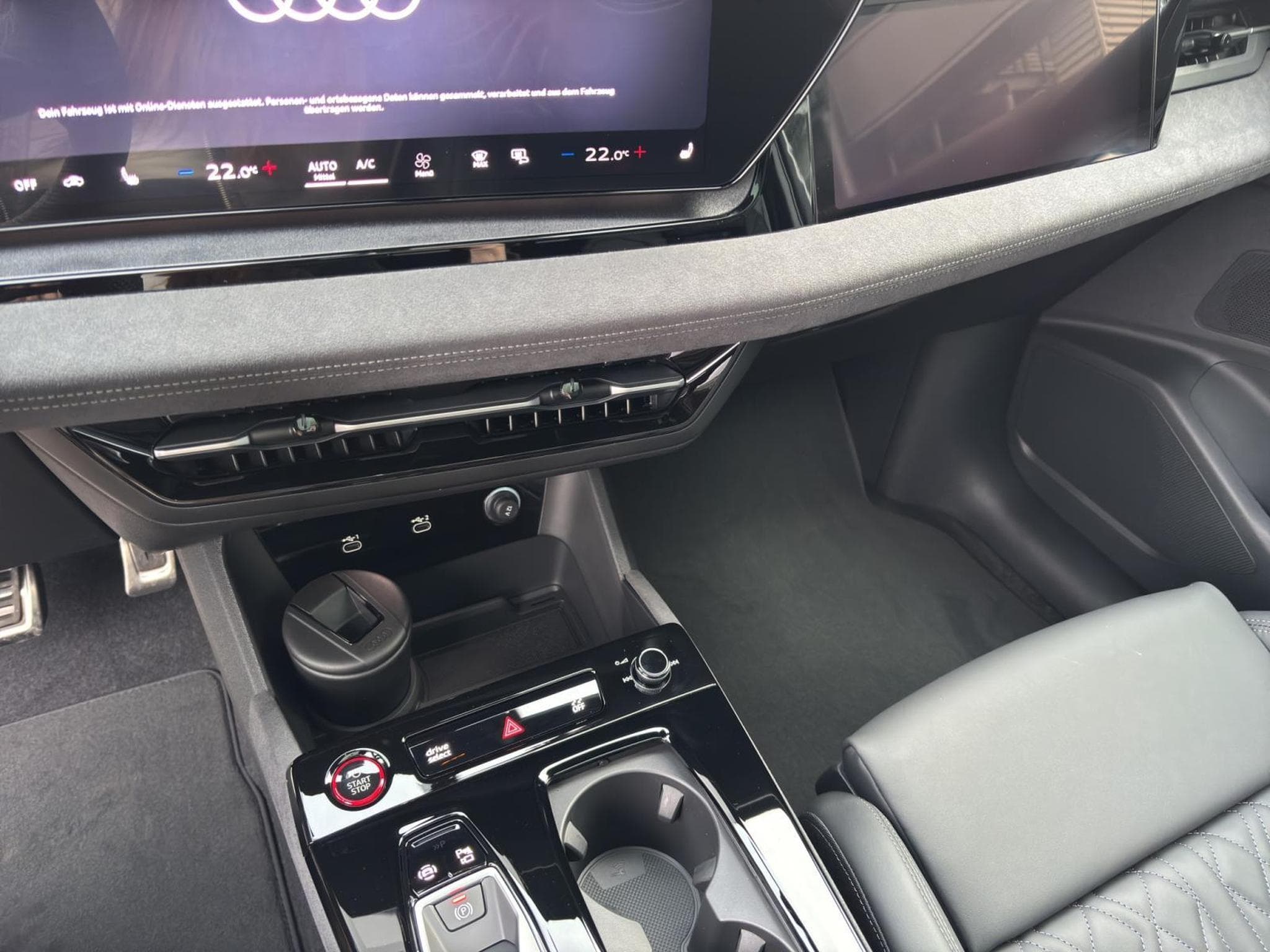 Audi SQ6 e-tron SUV (2026) - Photo 12