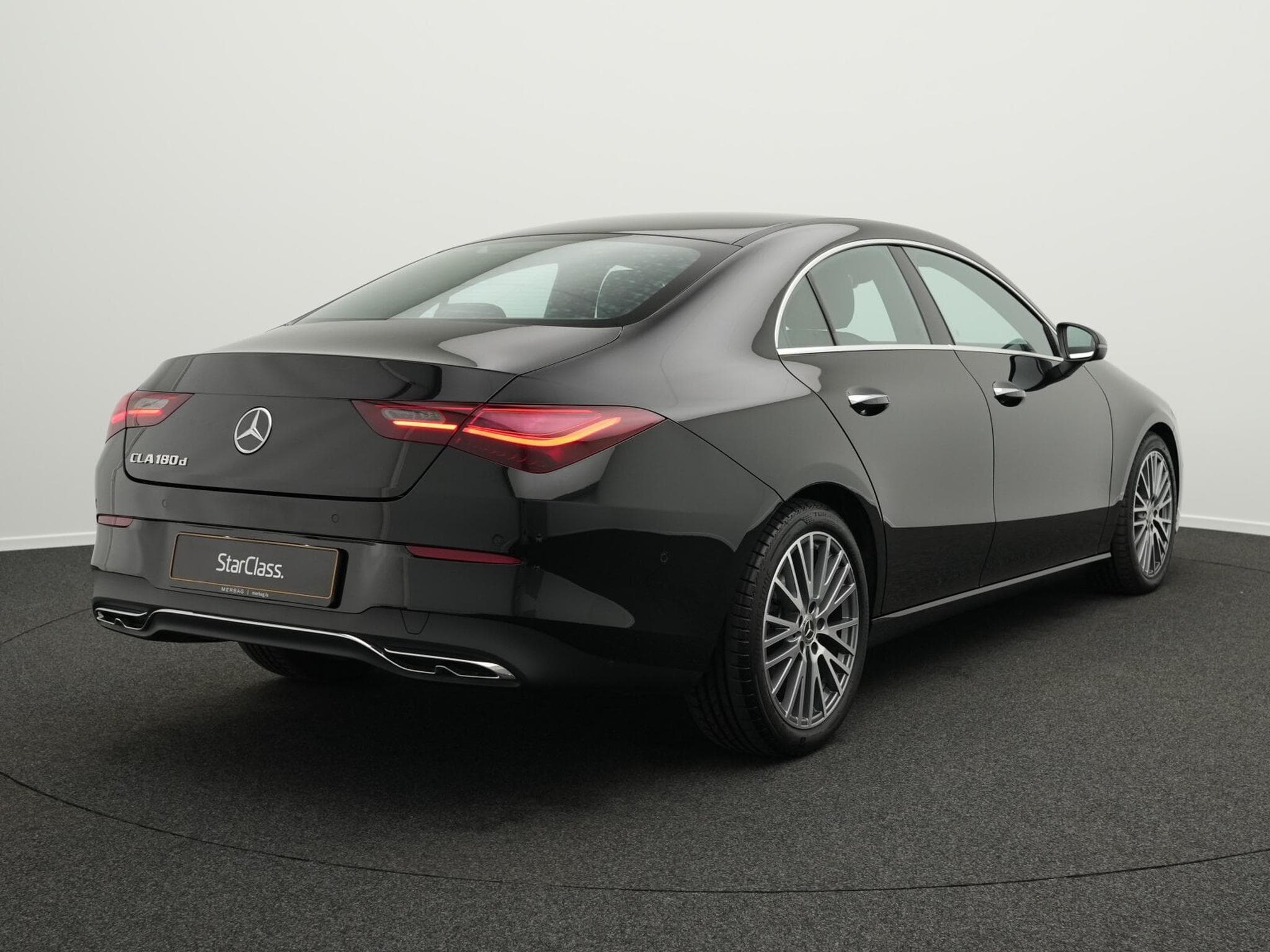 Mercedes CLA 180 d Progressive Cpe LED+18"+Keyless+Kamera (2024) - Foto 3