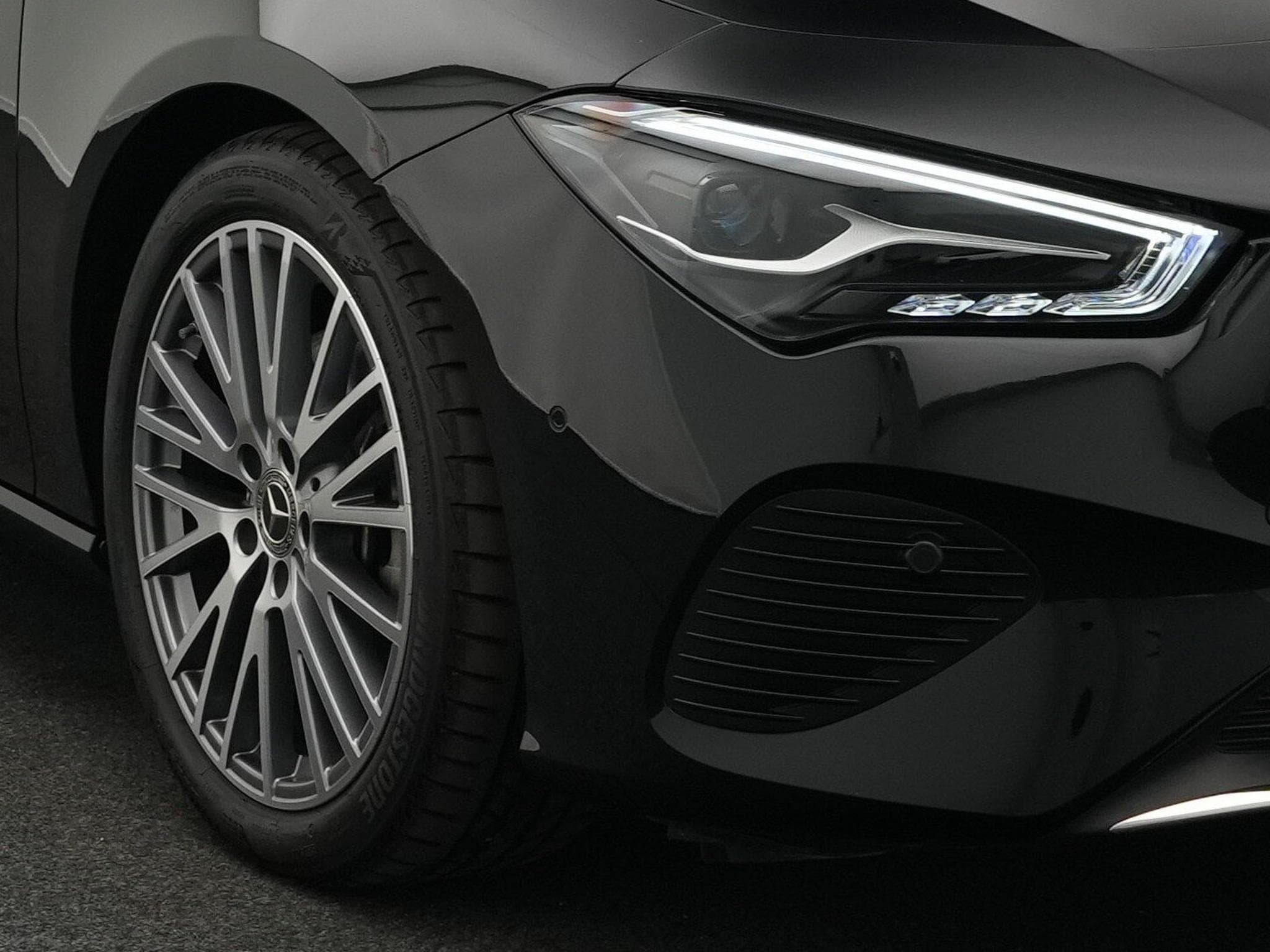 Mercedes CLA 180 d Progressive Cpe LED+18"+Keyless+Kamera (2024) - Foto 7