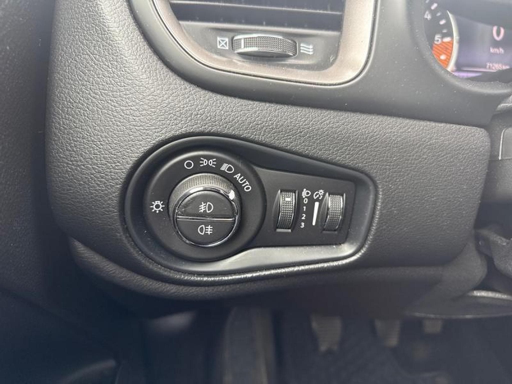 Jeep Renegade 1.6 (2021) - Photo 17