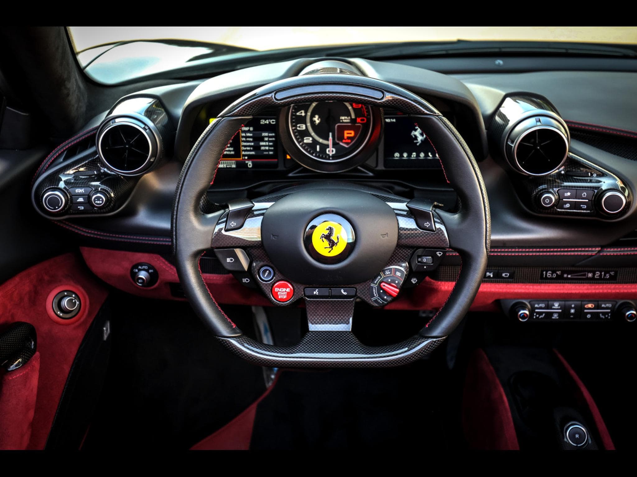 Ferrari F8 Spider 3.9 V8 (720 CH) - NERO B/B 1250 (4-LAYER PAINT EXTRAR (2023) - Foto 13