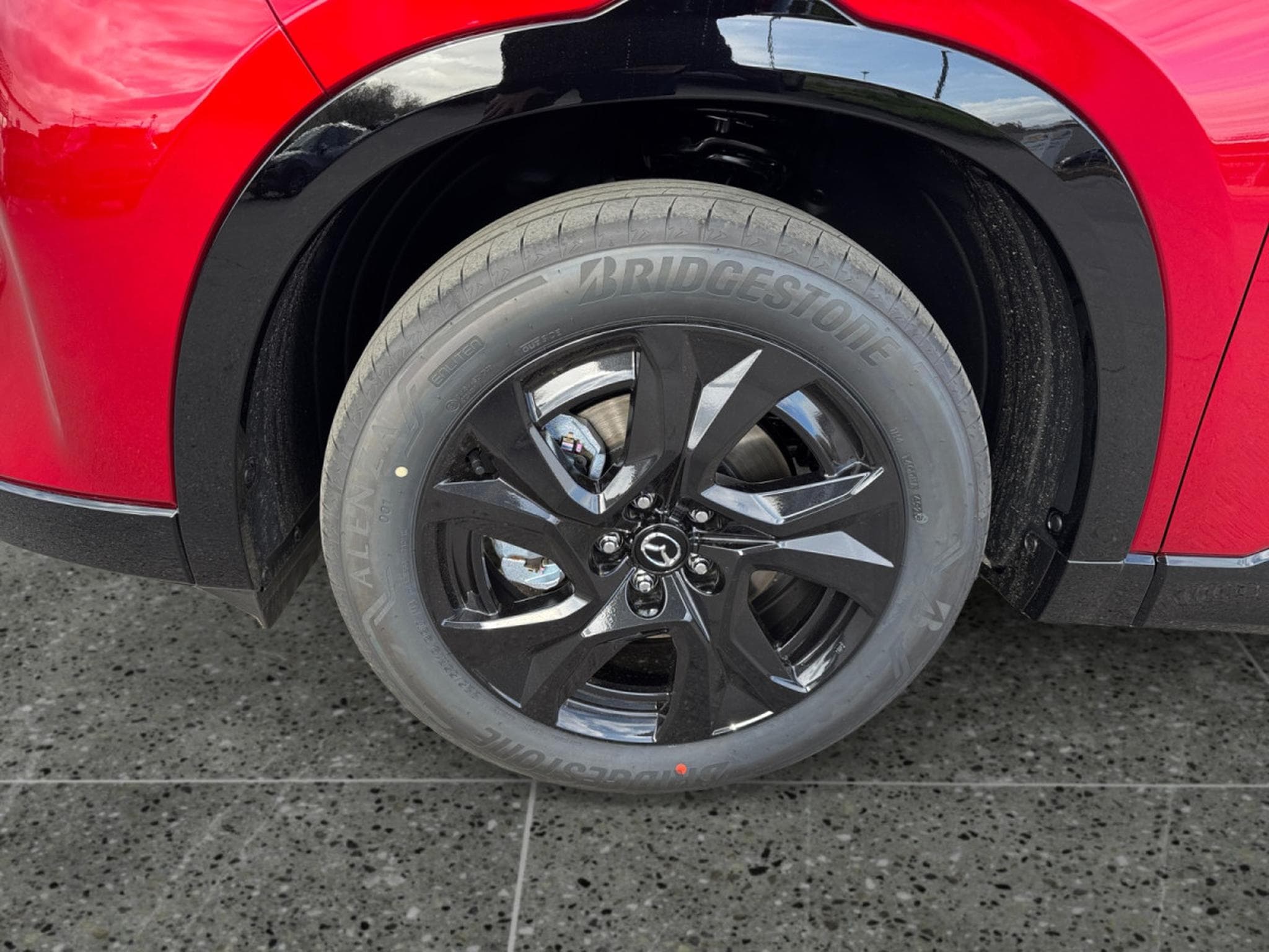 Mazda CX-5 2.5L e-SKYACTIV G 141 hp 6AT HOMURA (2026) - Photo 9