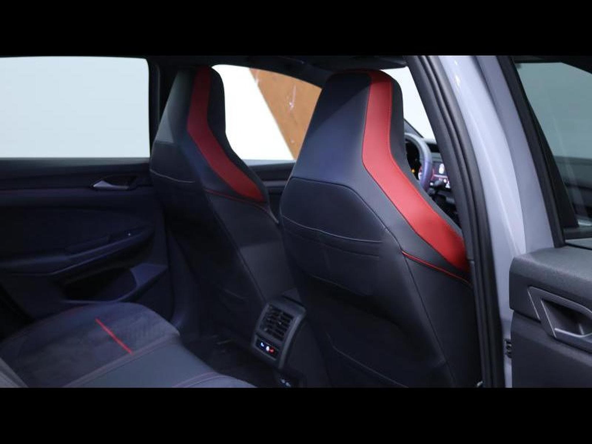 VW Golf 8 Clubsport DSG7 (2023) - Photo 12