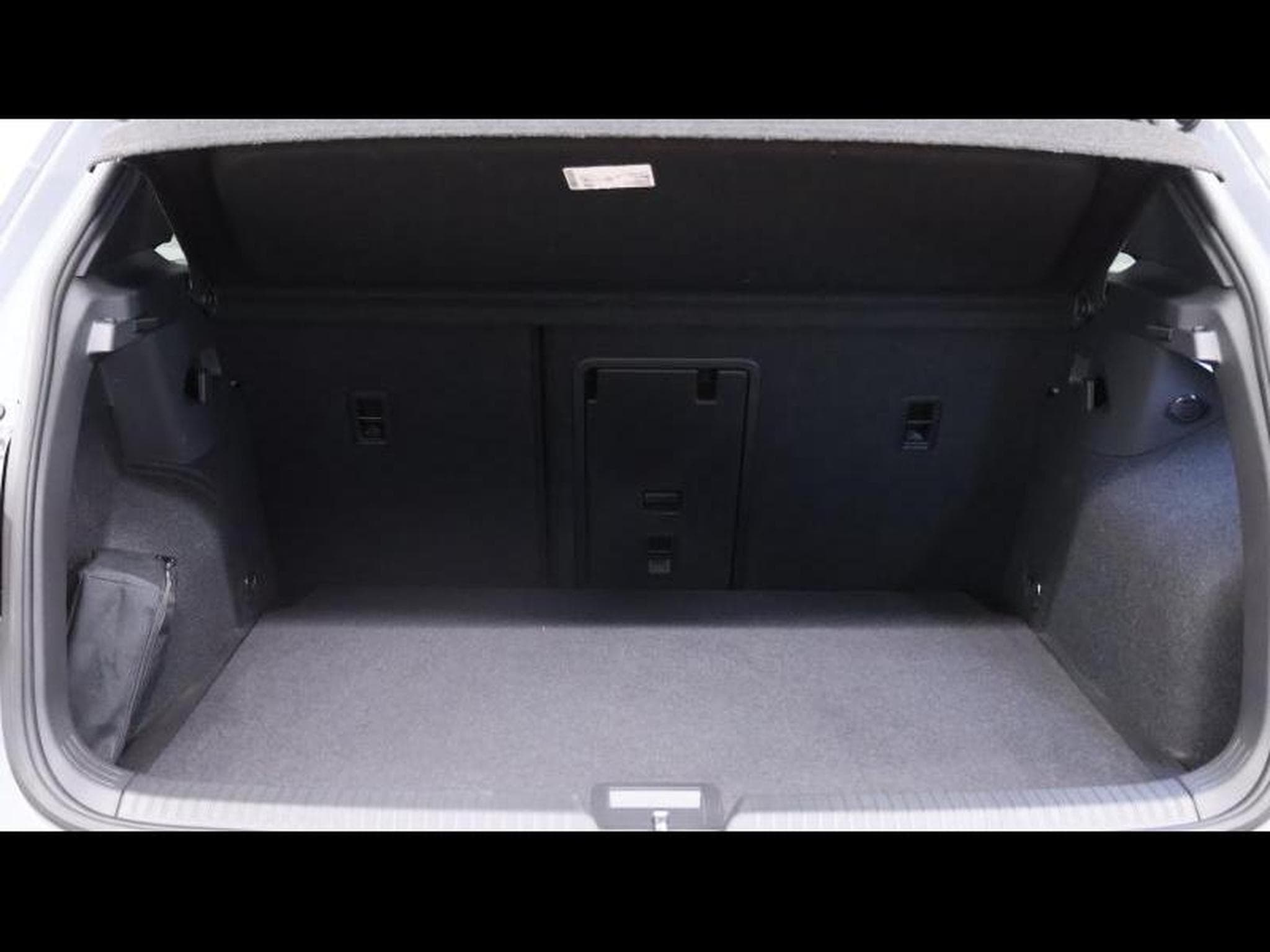 VW Golf 8 Clubsport DSG7 (2023) - Photo 6