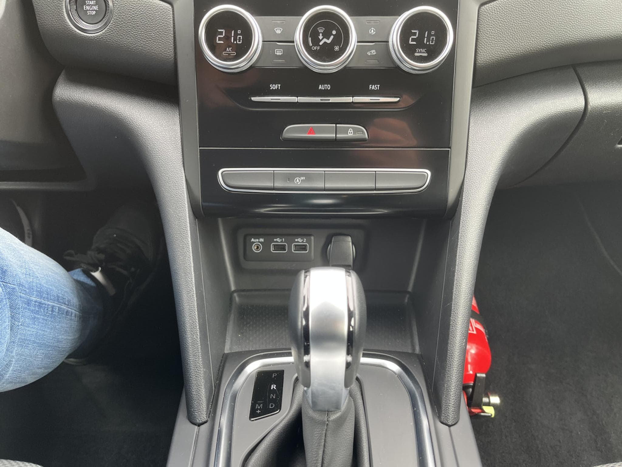 Renault Megane 1.5 Blue dCi Equilibre Automatique (2023) - Photo 12