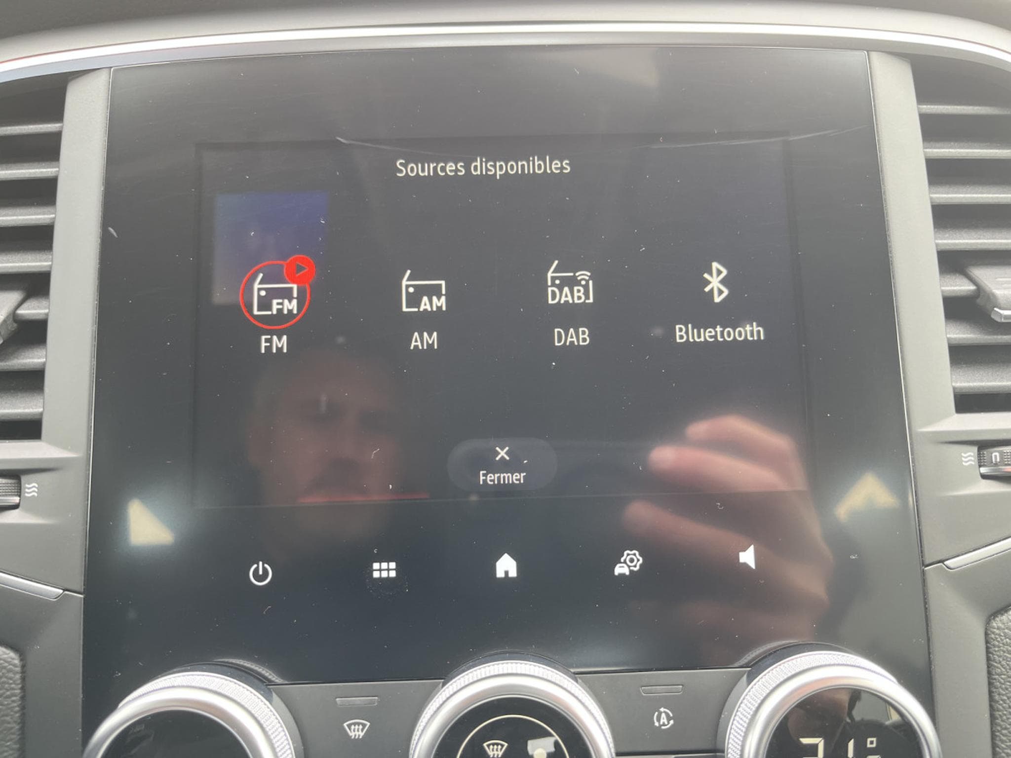 Renault Megane 1.5 Blue dCi Equilibre Automatique (2023) - Photo 16