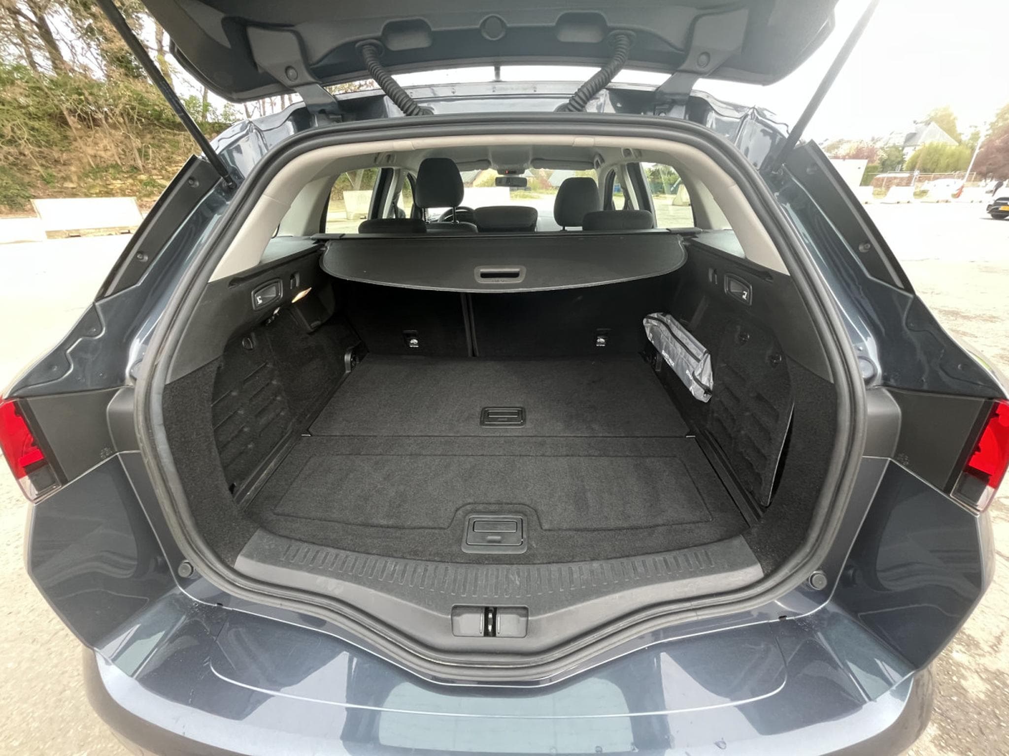 Renault Megane 1.5 Blue dCi Equilibre Automatique (2023) - Photo 18