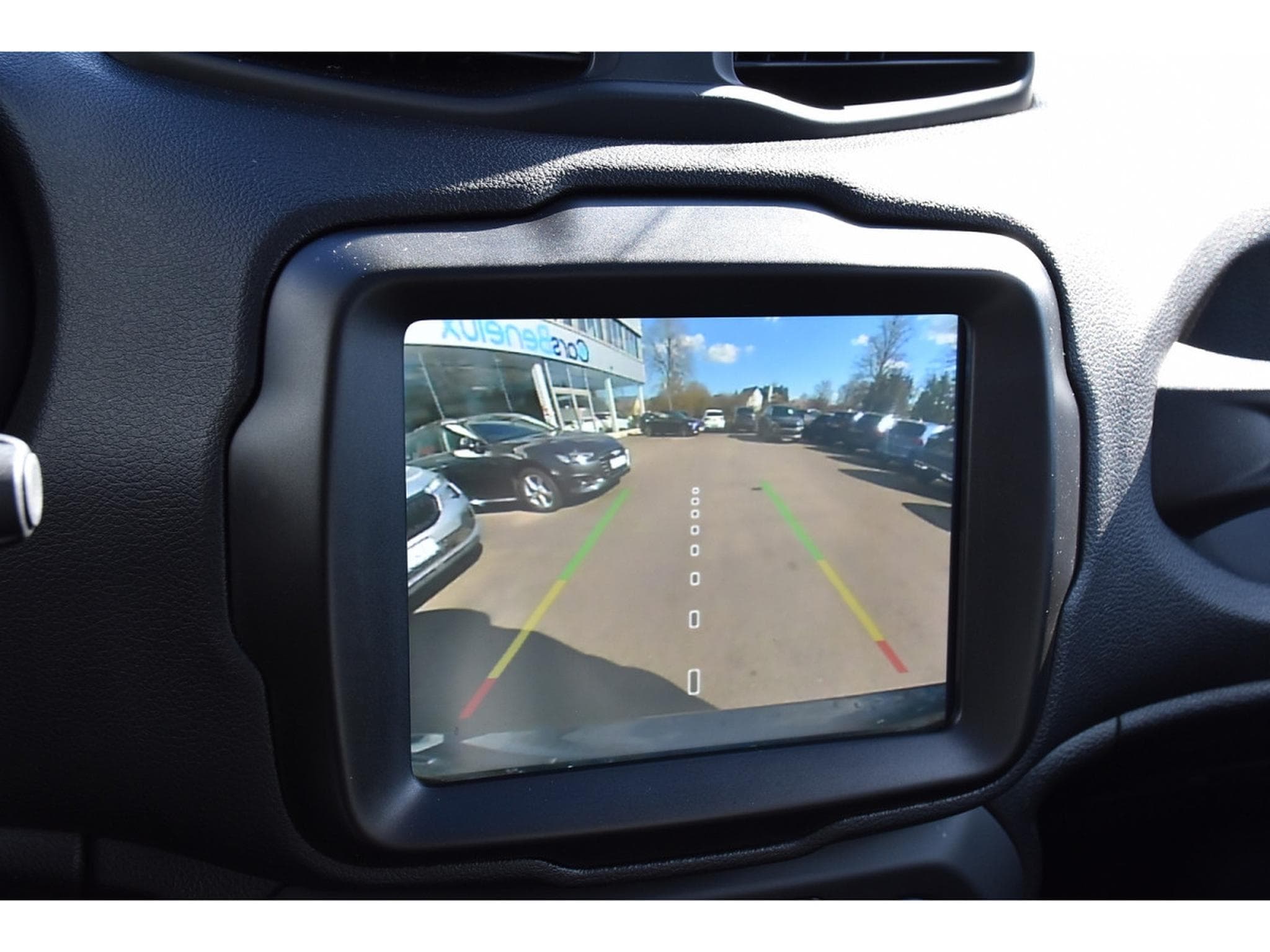 Jeep Renegade 4Xe 1.3 T4 PHEV AWD S CUIR PANO ACC LANE SIDE GPS CAM (2022) - Foto 13