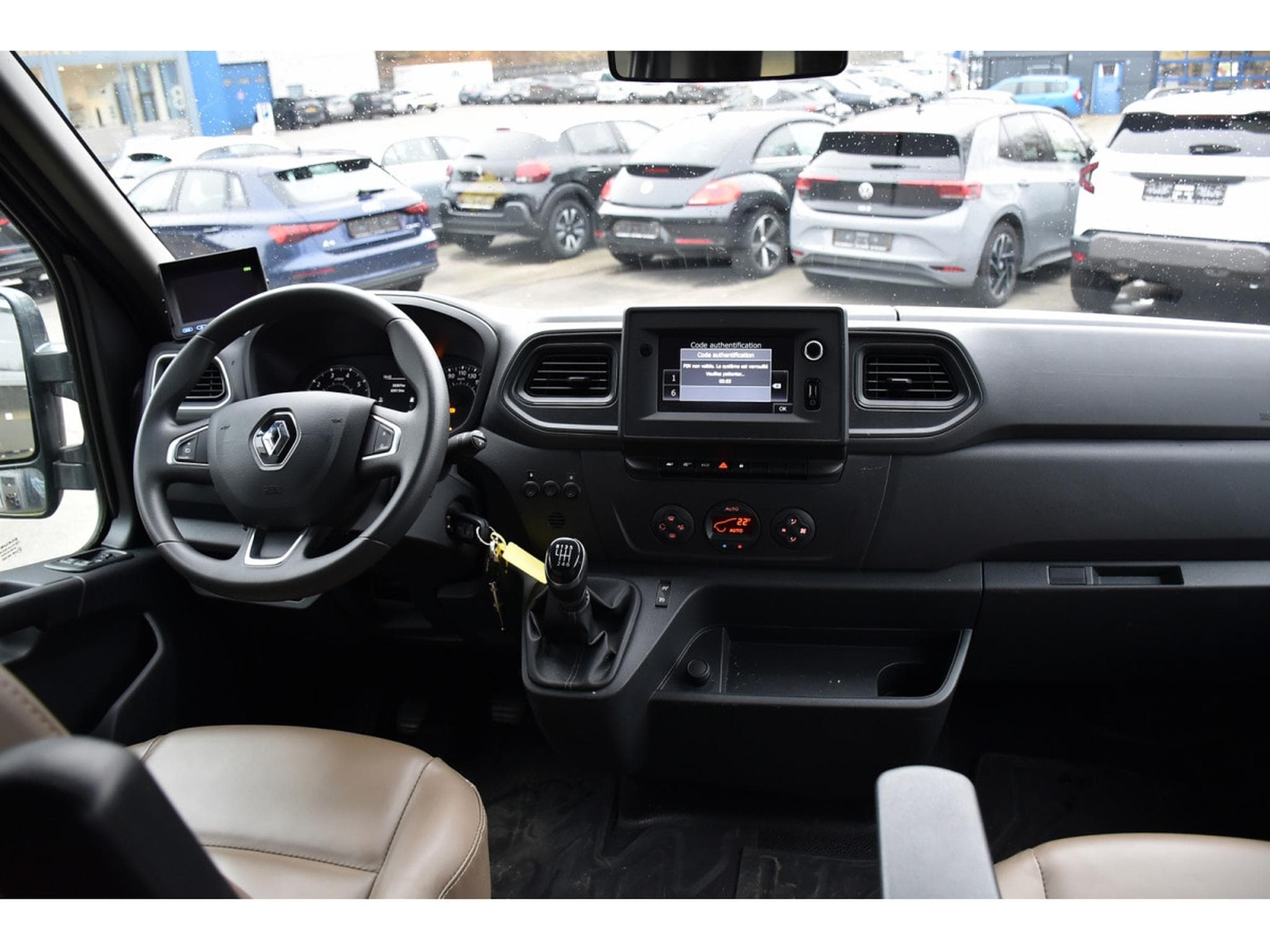 Renault Master Théault 2.3 DCI 5 Pl. 1° MAIN (2020) - Foto 15