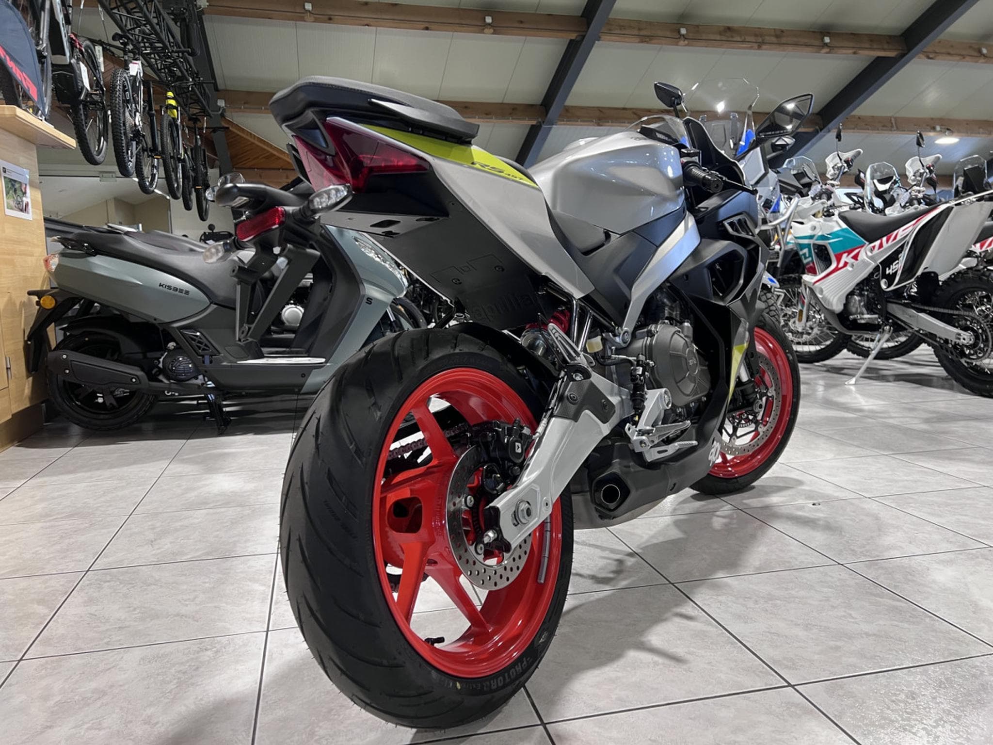 Aprilia RS 457 (2026) - Foto 3