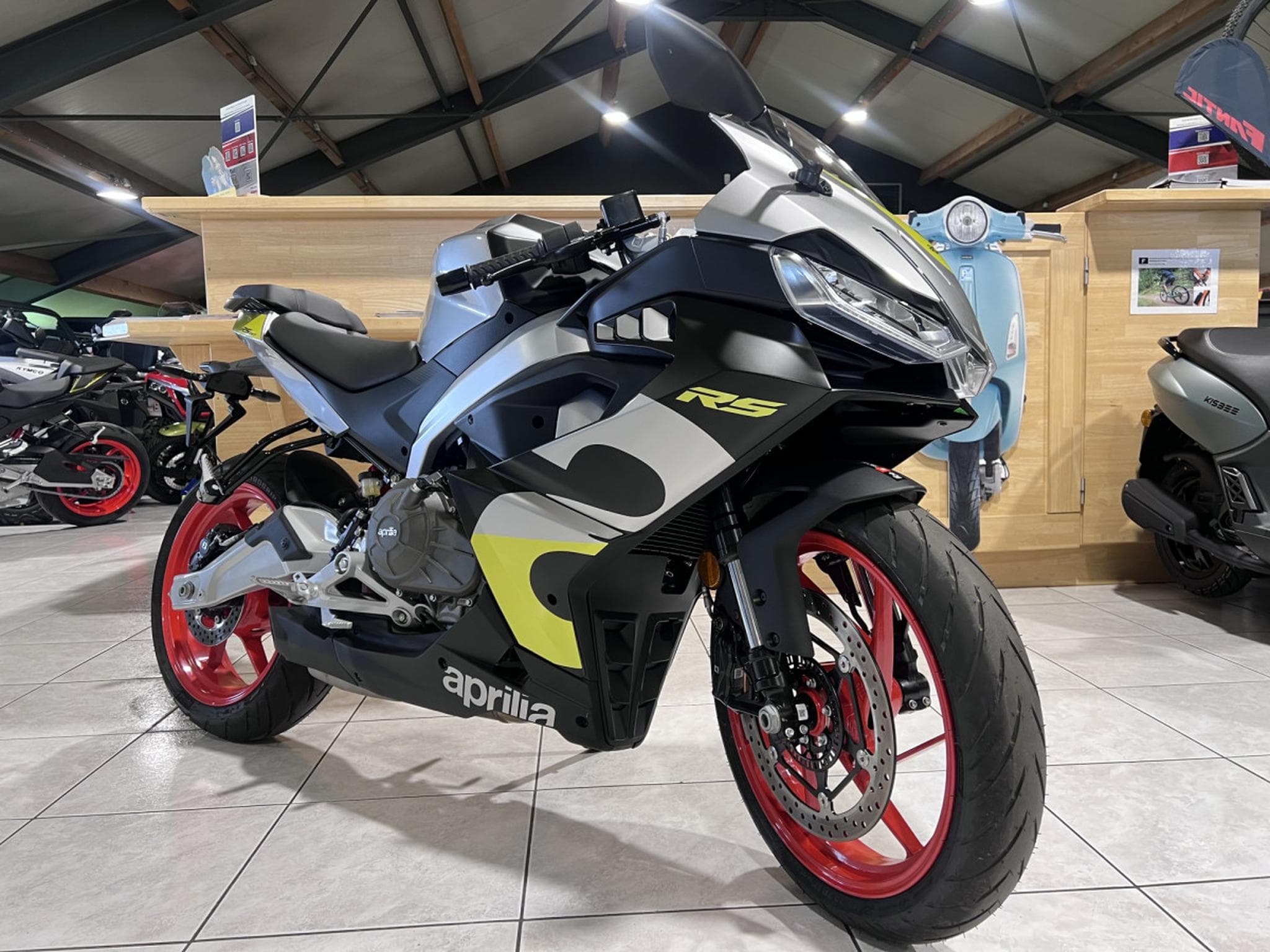 Aprilia RS 457 (2026) - Foto 7