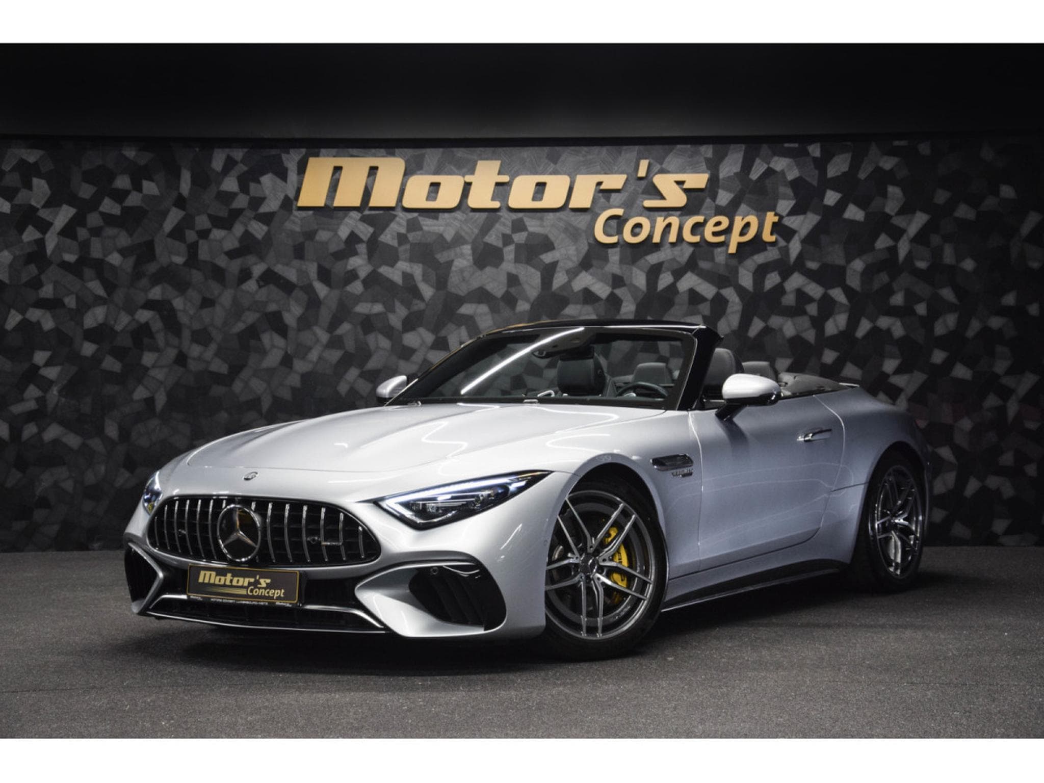 Mercedes SL 63 AMG 4 MATIC + (2023) - Photo 1