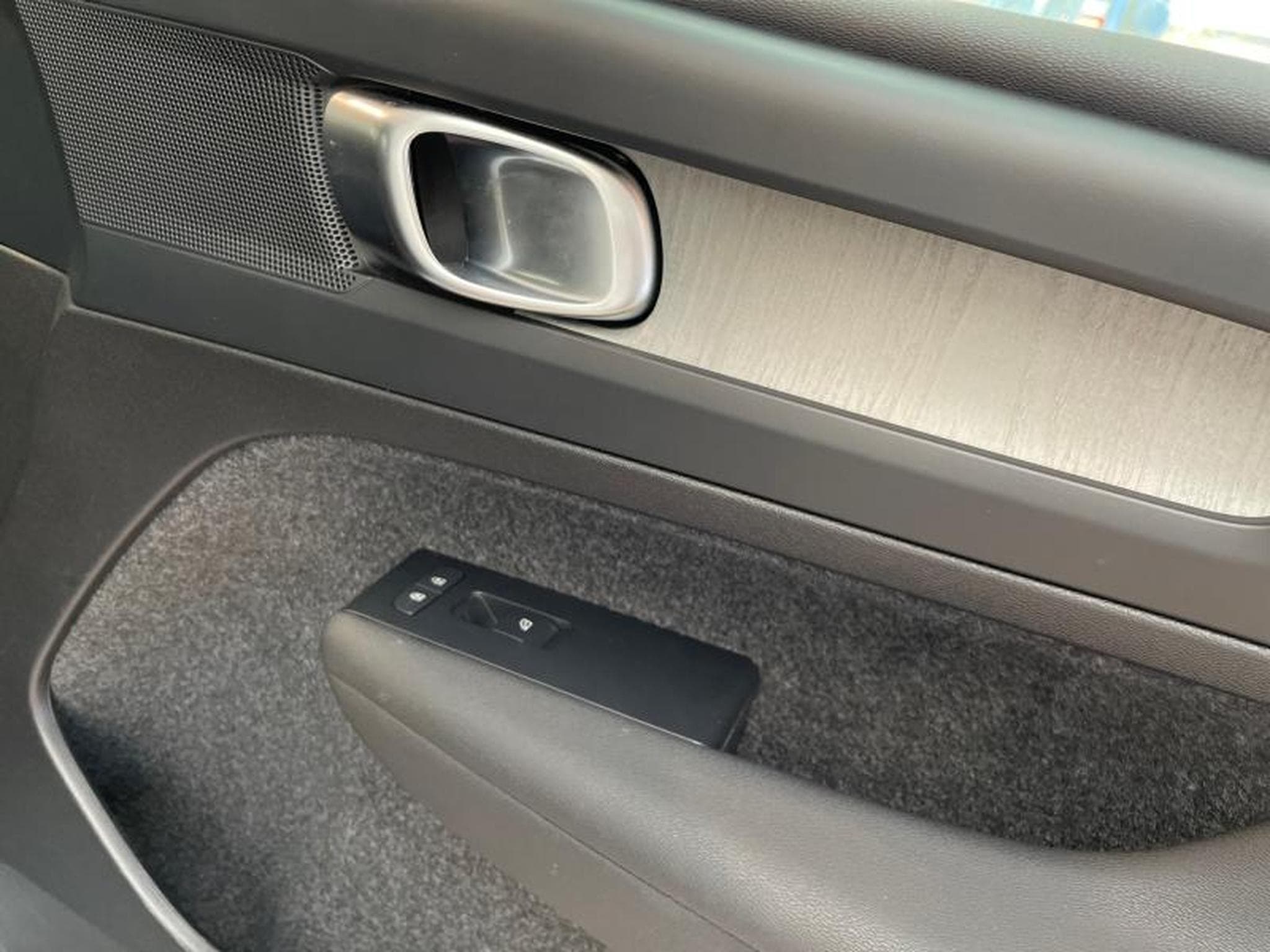 Volvo XC40 B3 Core / Essence (2025) - Foto 42