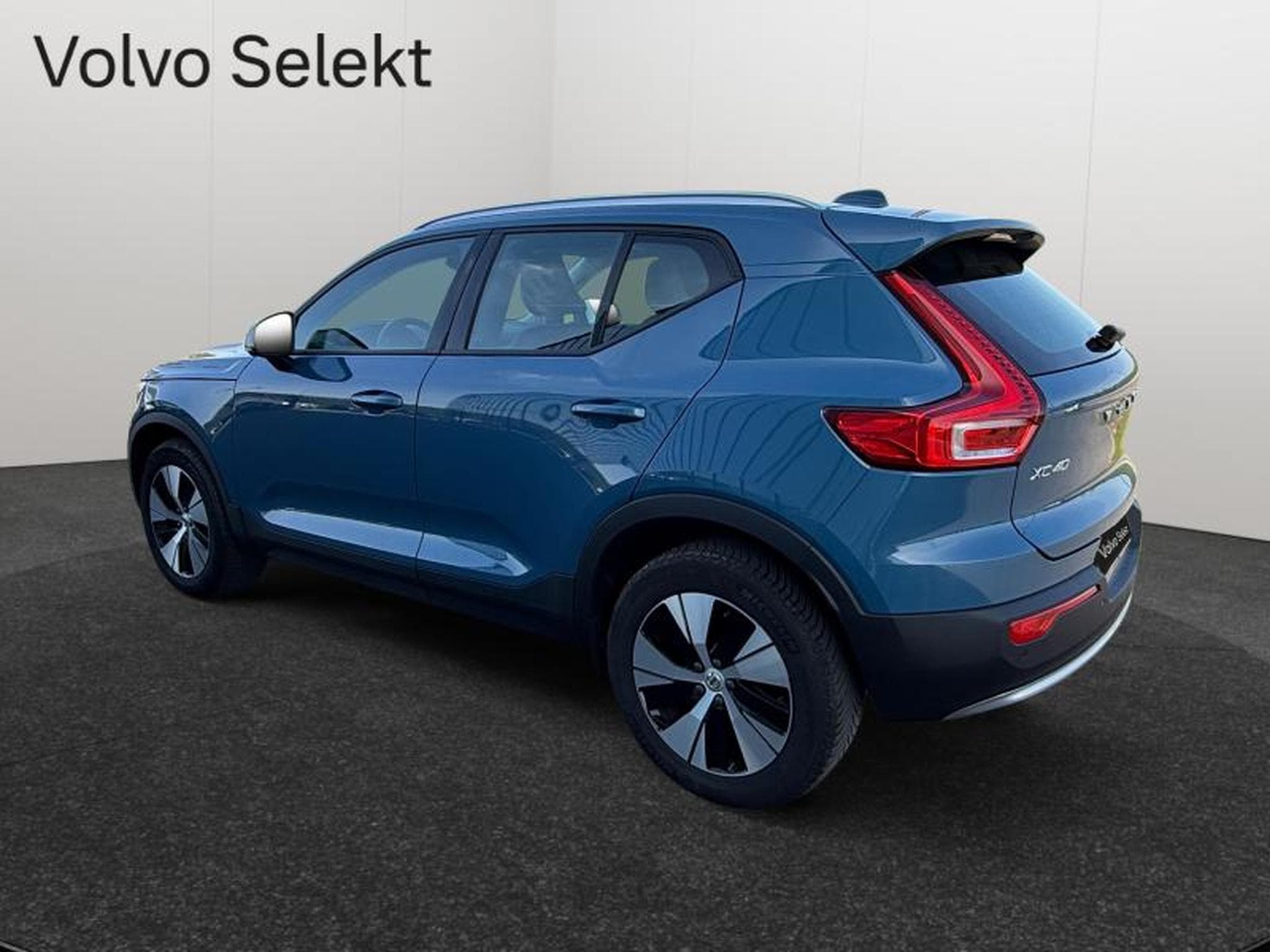 Volvo XC40 B3 Core / Essence (2025) - Foto 5