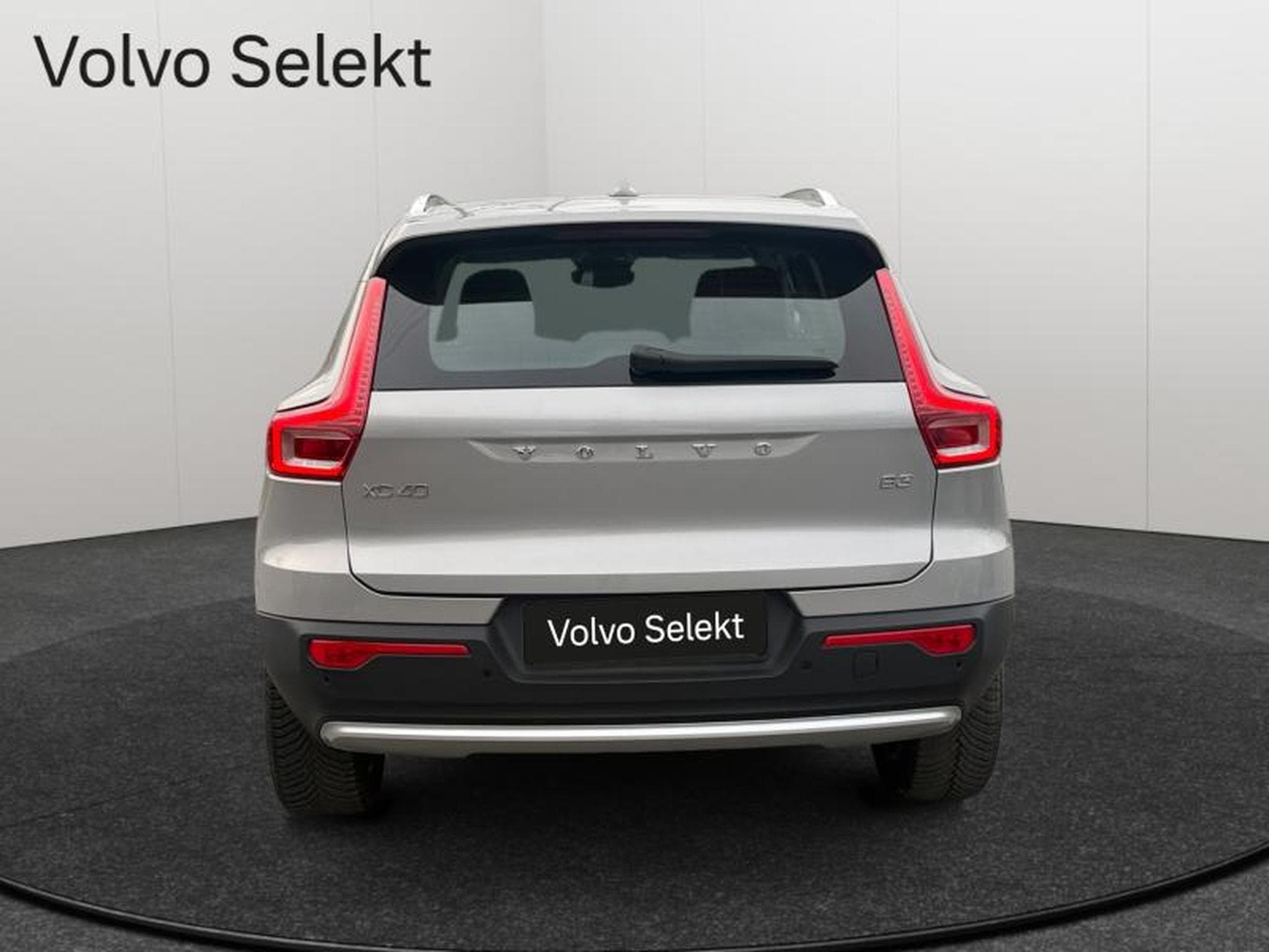 Volvo XC40 B3 Core / Essence (2025) - Foto 6