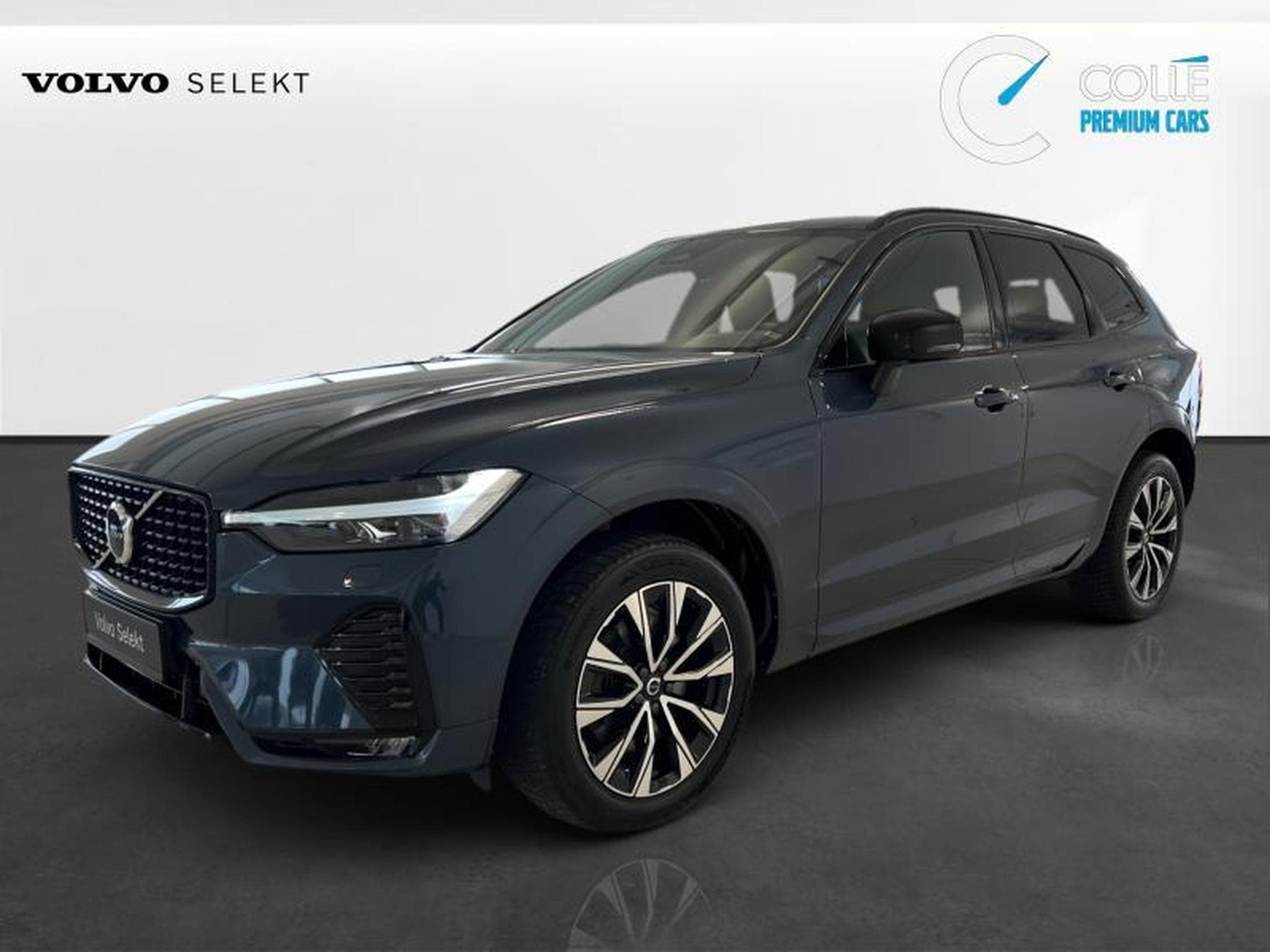 Volvo XC60 Plus Dark (2023) - Photo 1