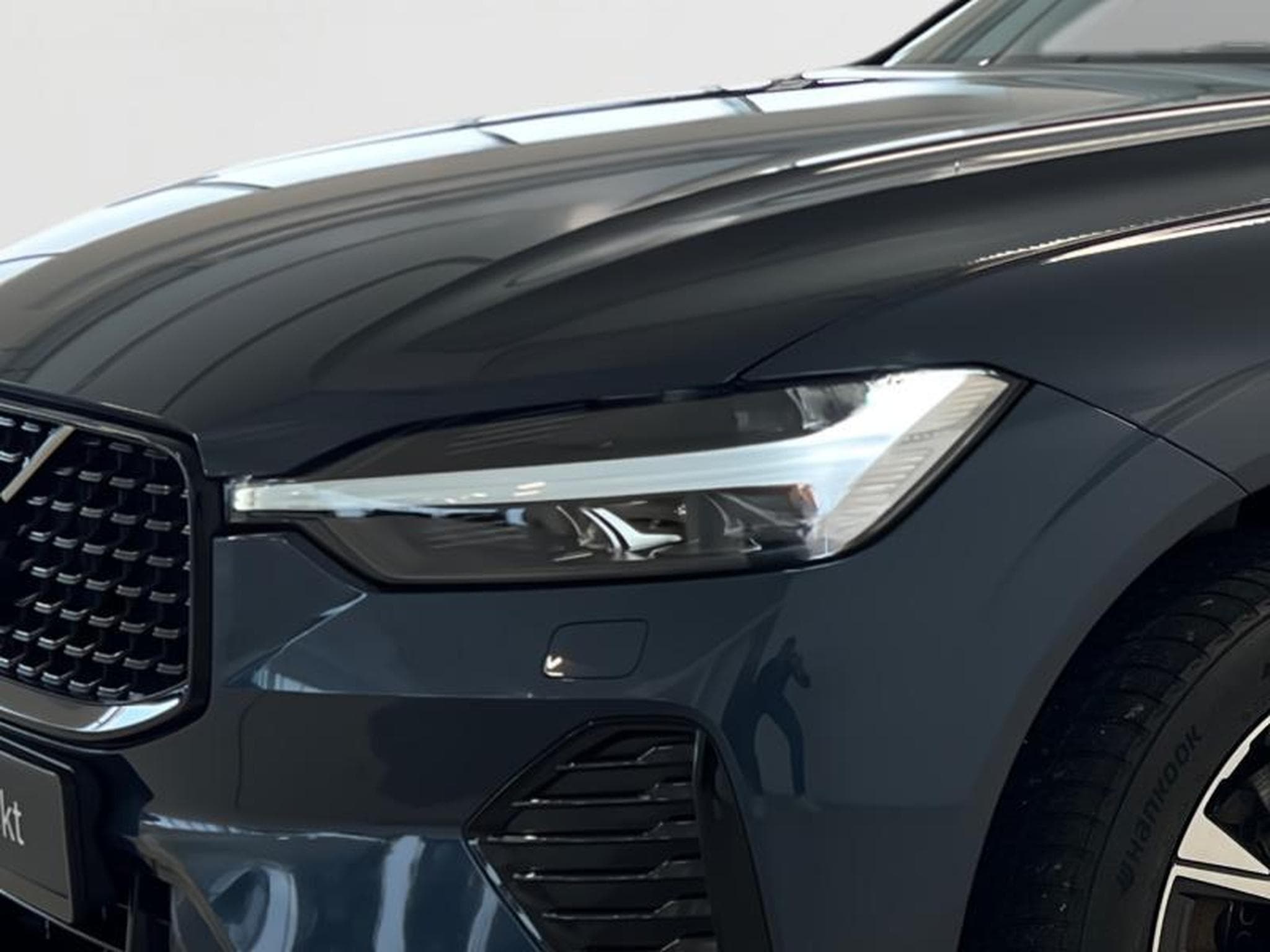 Volvo XC60 Plus Dark (2023) - Photo 5