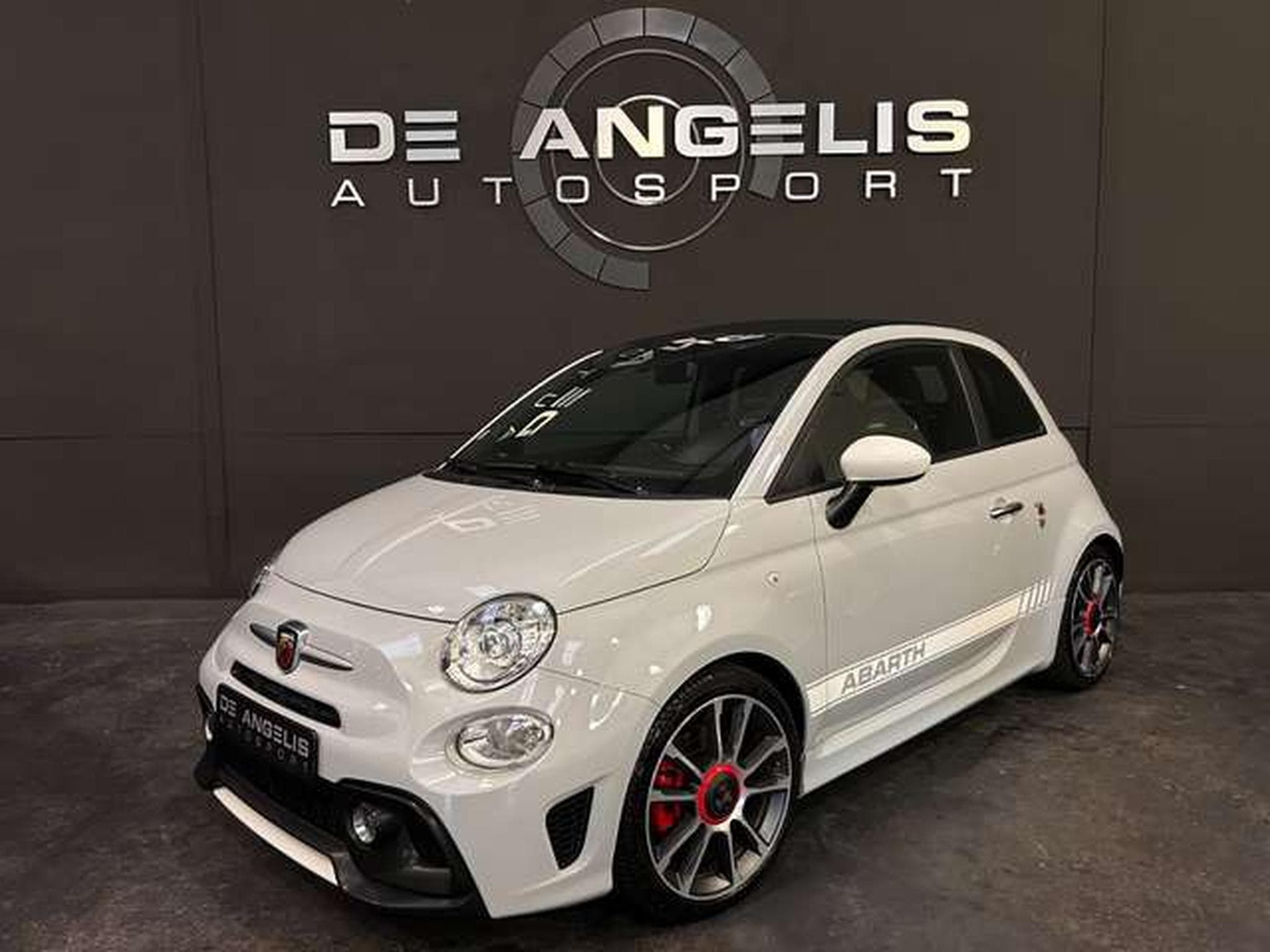 Abarth 500 1.4 T-JET 165 595 TURISMO (2021) - Photo 1
