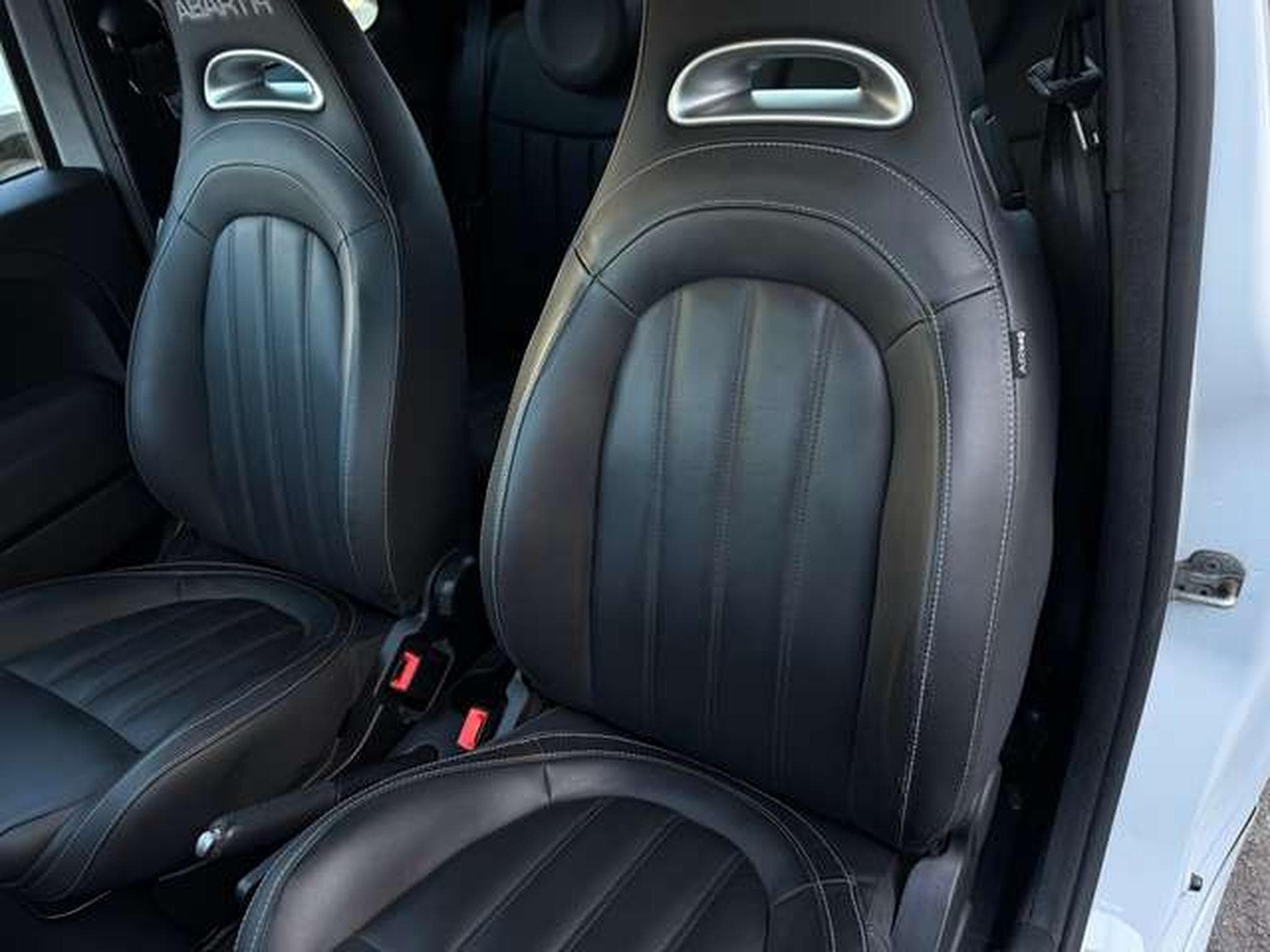 Abarth 500 1.4 T-JET 165 595 TURISMO (2021) - Photo 10