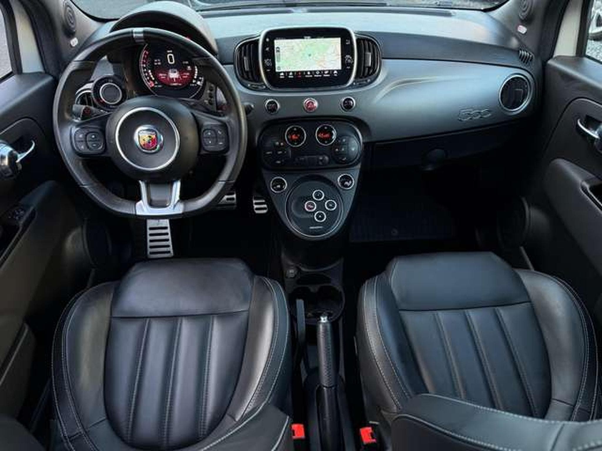 Abarth 500 1.4 T-JET 165 595 TURISMO (2021) - Photo 2