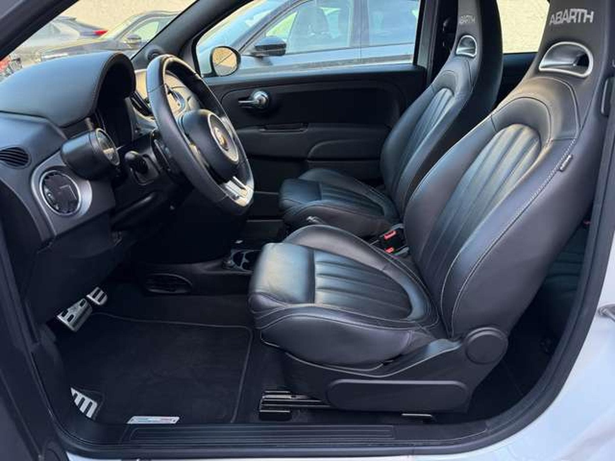 Abarth 500 1.4 T-JET 165 595 TURISMO (2021) - Photo 9