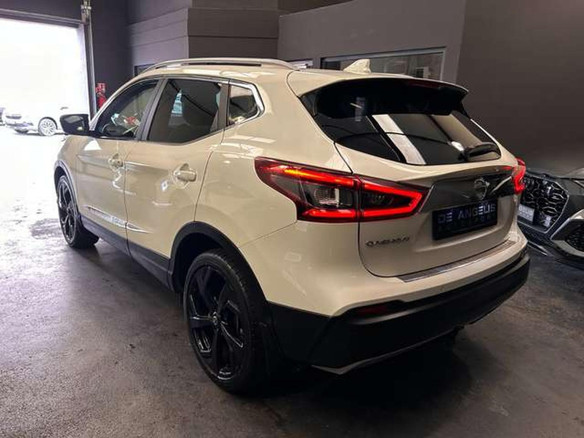 Nissan Qashqai 1.3 DIG-T 160 TEKNA (2019) - Photo 7