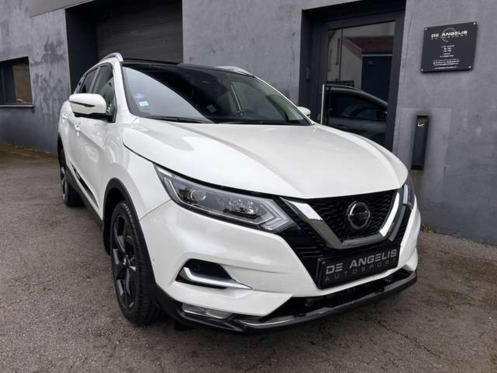 Nissan Qashqai 1.3 DIG-T 160 TEKNA (2019) - Photo 9