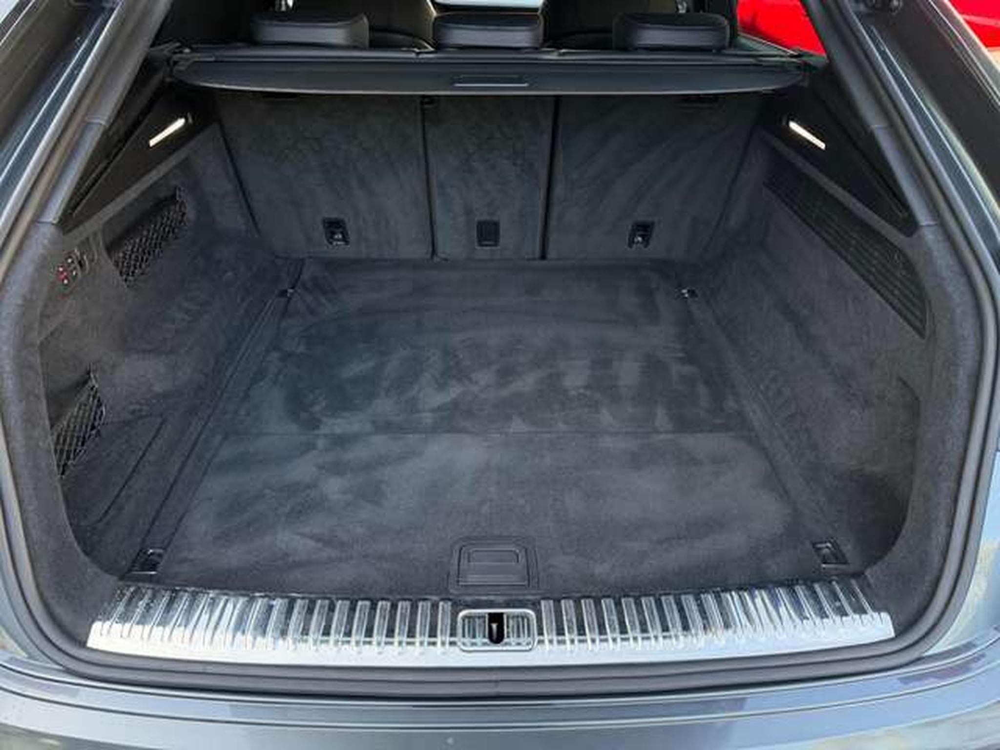 Audi RSQ8 4.0 TFSI 600 QUATTRO TIPTRONIC (2020) - Photo 10