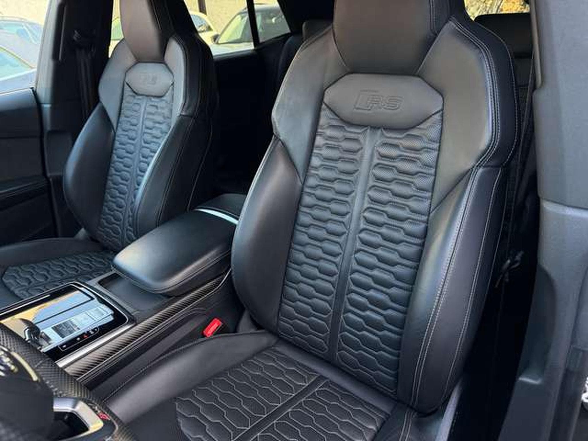 Audi RSQ8 4.0 TFSI 600 QUATTRO TIPTRONIC (2020) - Photo 13