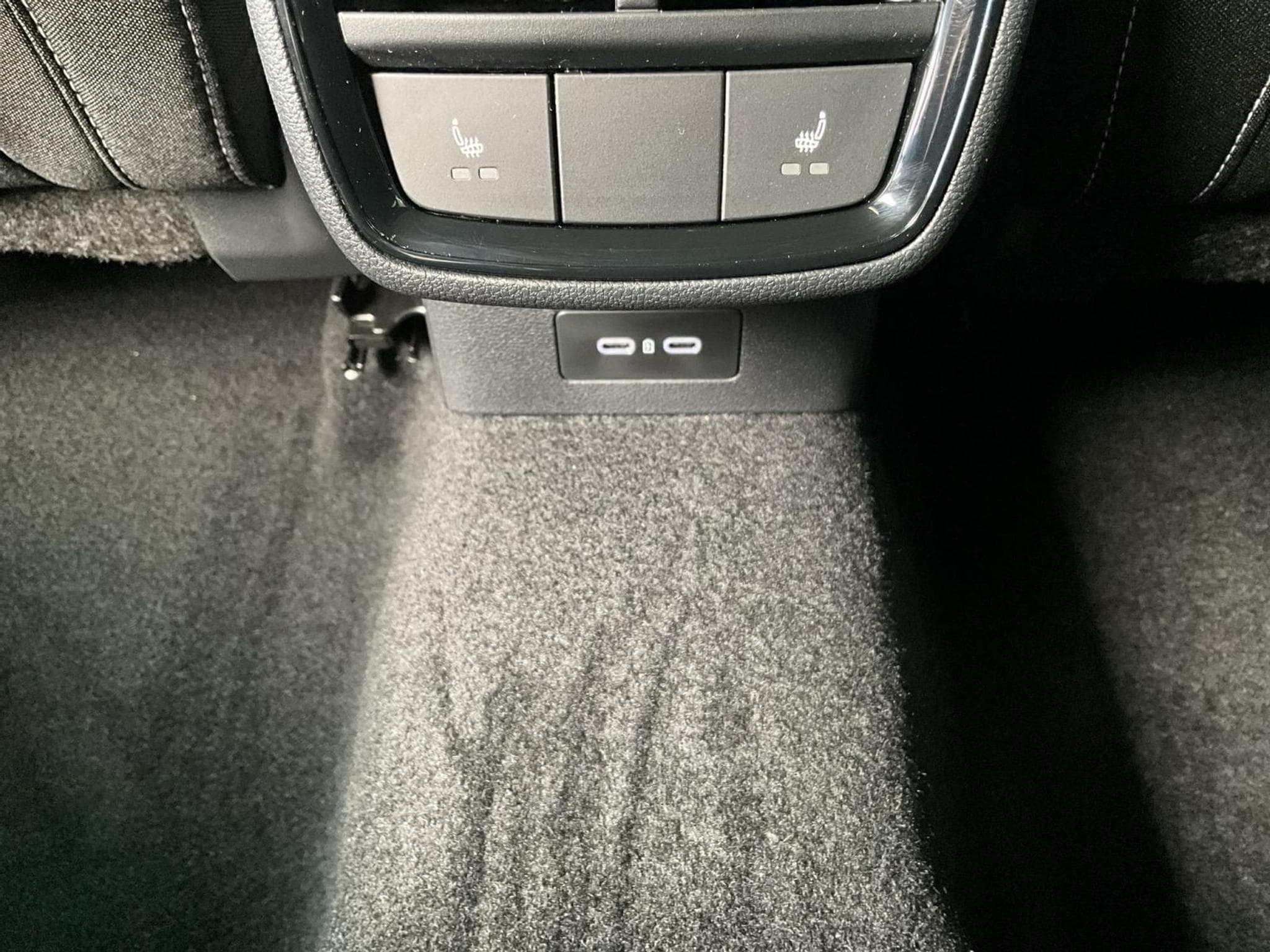 Skoda Kamiq Monte-Carlo+DSG+LED+LM18 (2024) - Photo 19