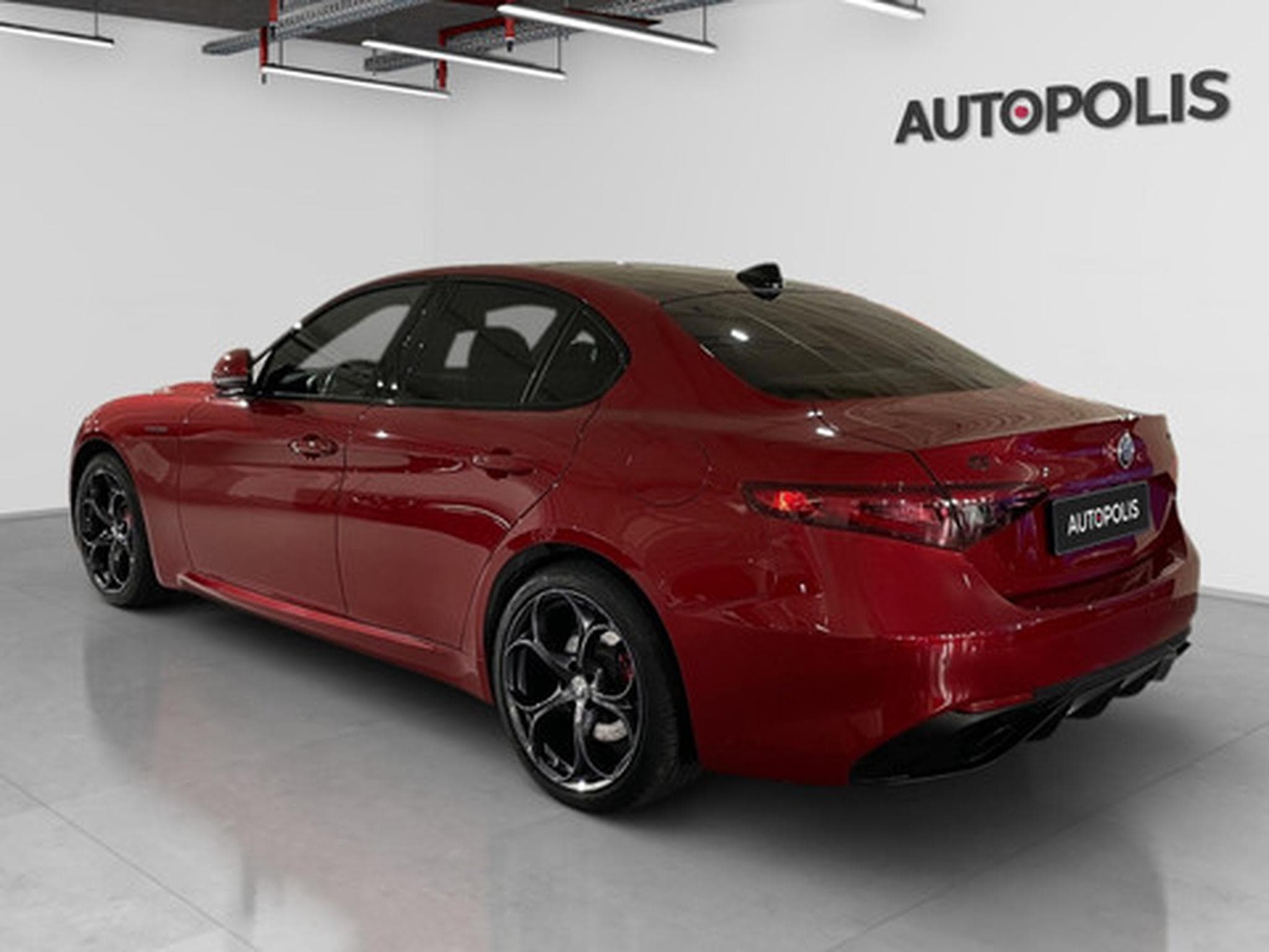 Alfa-Romeo Giulia 2.0 TB 280 Q4 Veloce AUTO (2026) - Foto 16