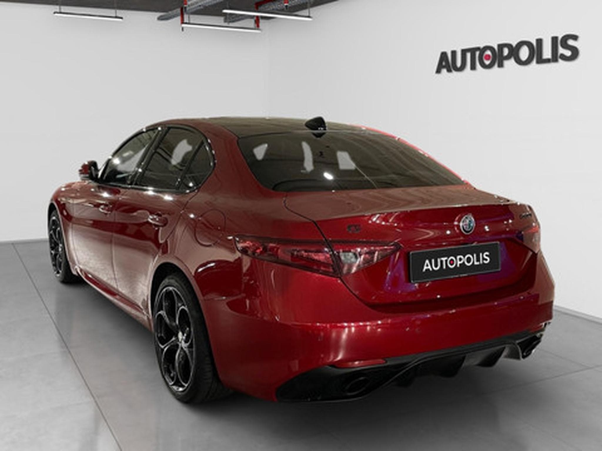 Alfa-Romeo Giulia 2.0 TB 280 Q4 Veloce AUTO (2026) - Foto 21