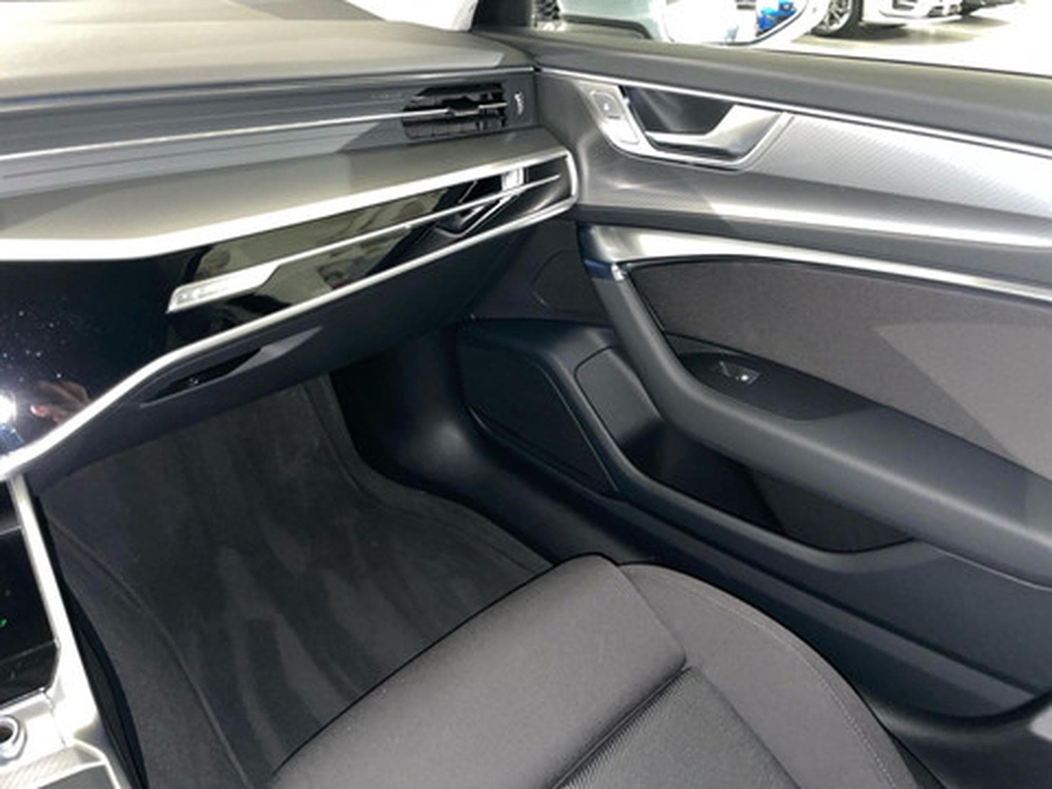 Audi A6 Avant 40 TDI quattro S tronic Sport (2026) - Foto 9