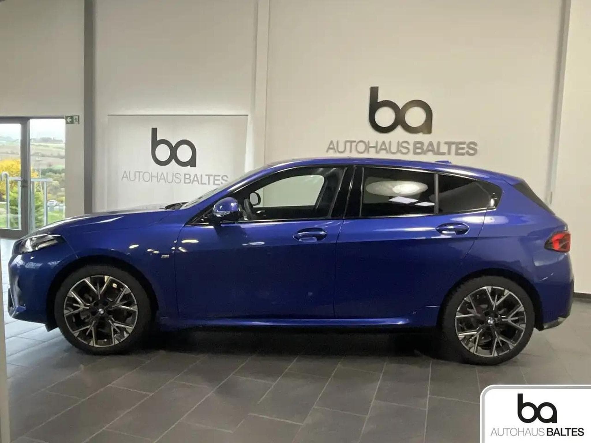 BMW 120 (2025) - Photo 3