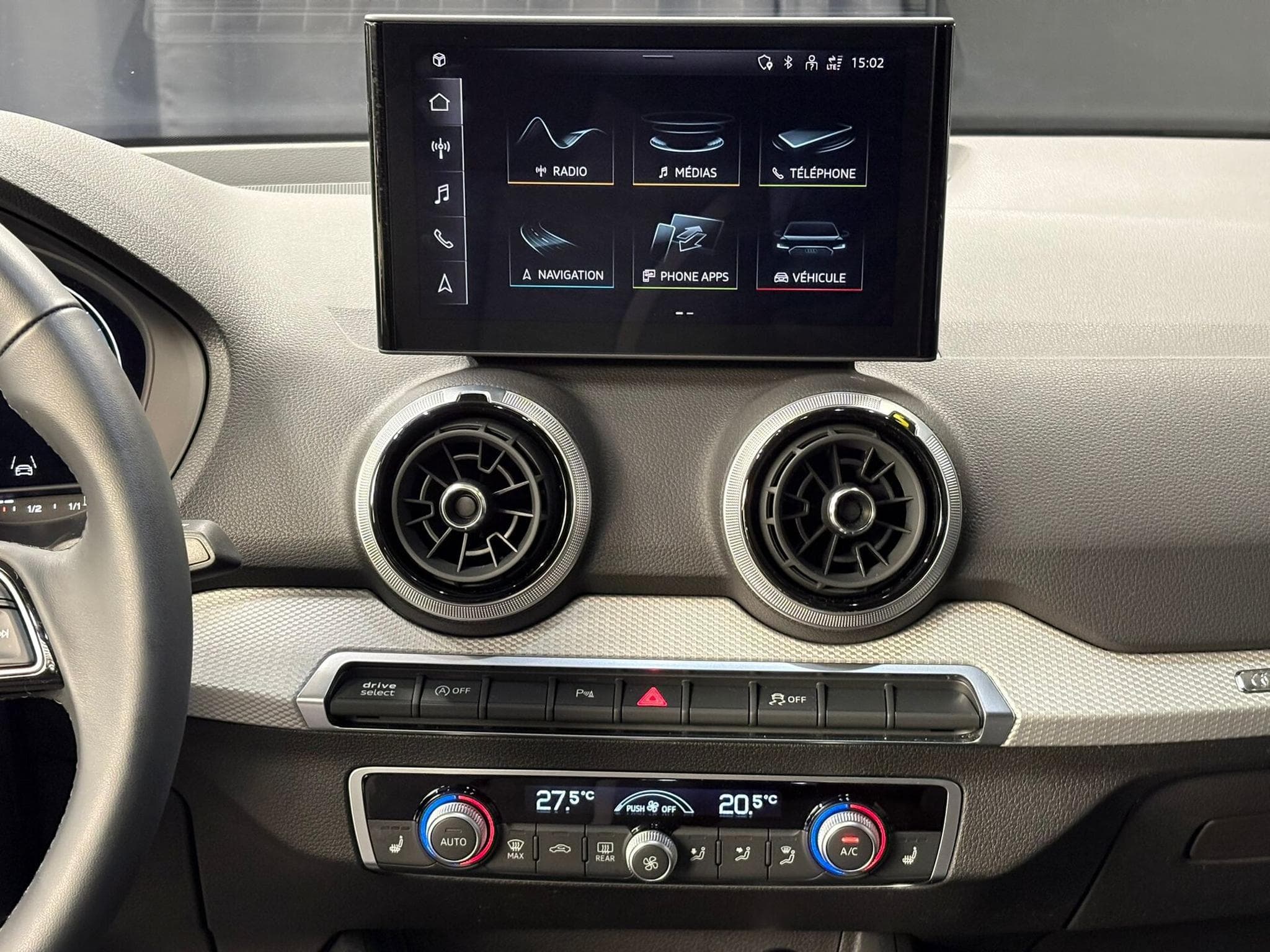 Audi Q2 35 TFSI 150cv S-line S-tronic (2025) - Foto 11