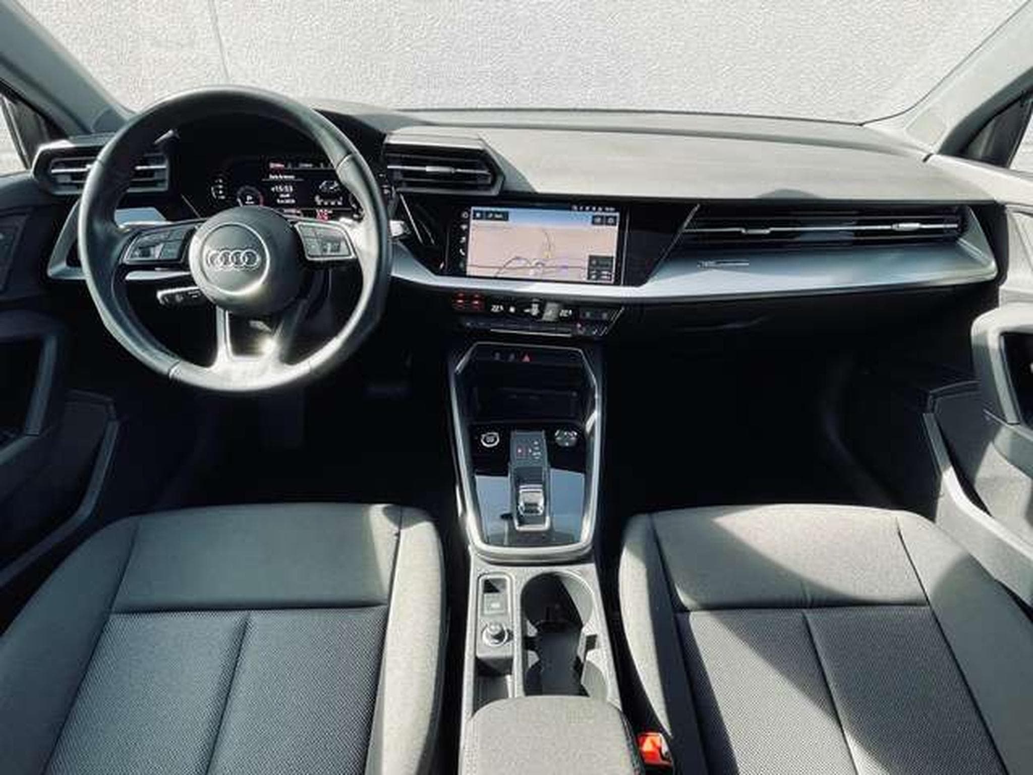 Audi A3 A3 Sportback 30 TFSI Business Edition Attraction Str. (2022) - Photo 9