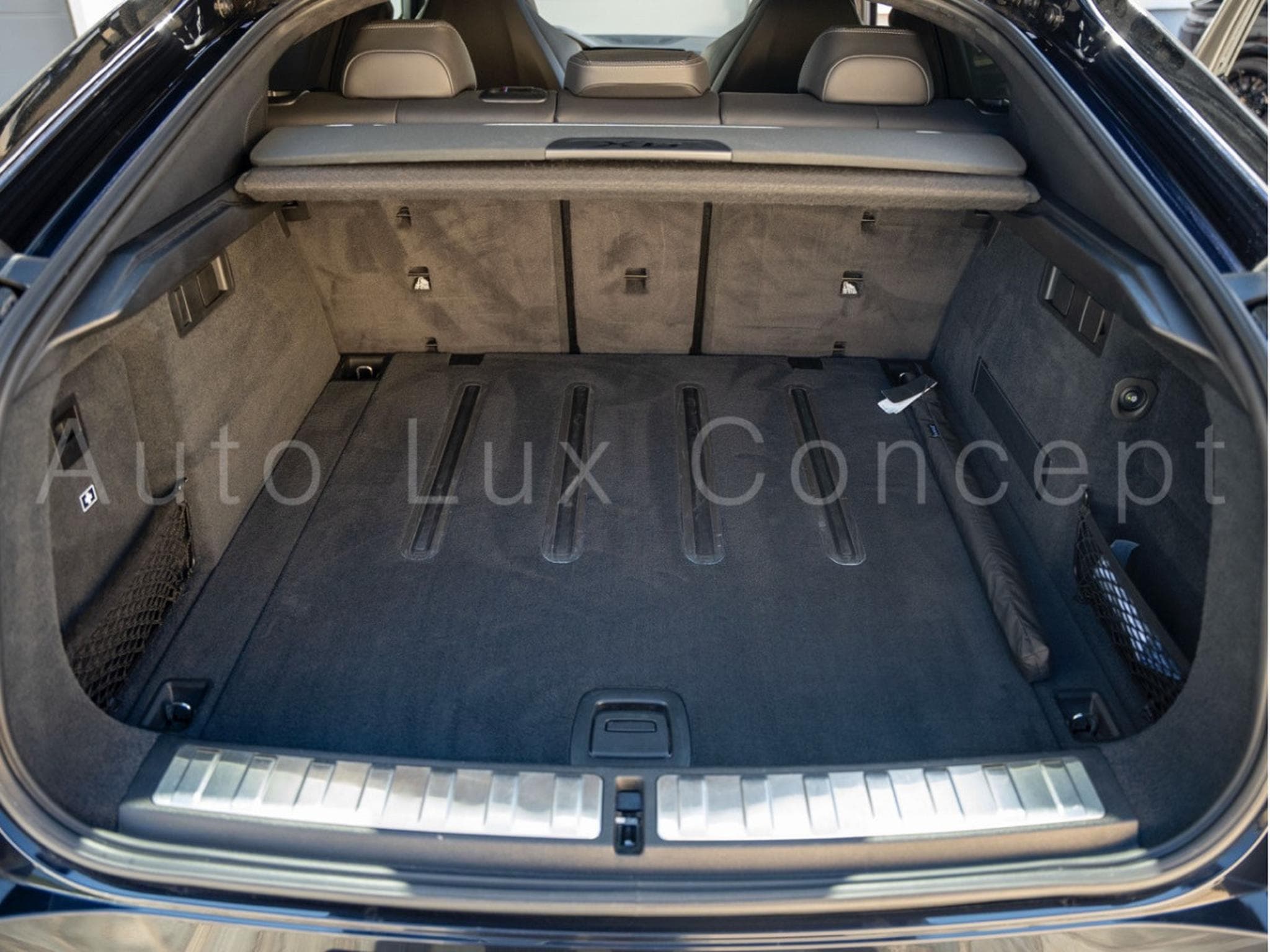 BMW X6M Competition (2020) - Photo 28