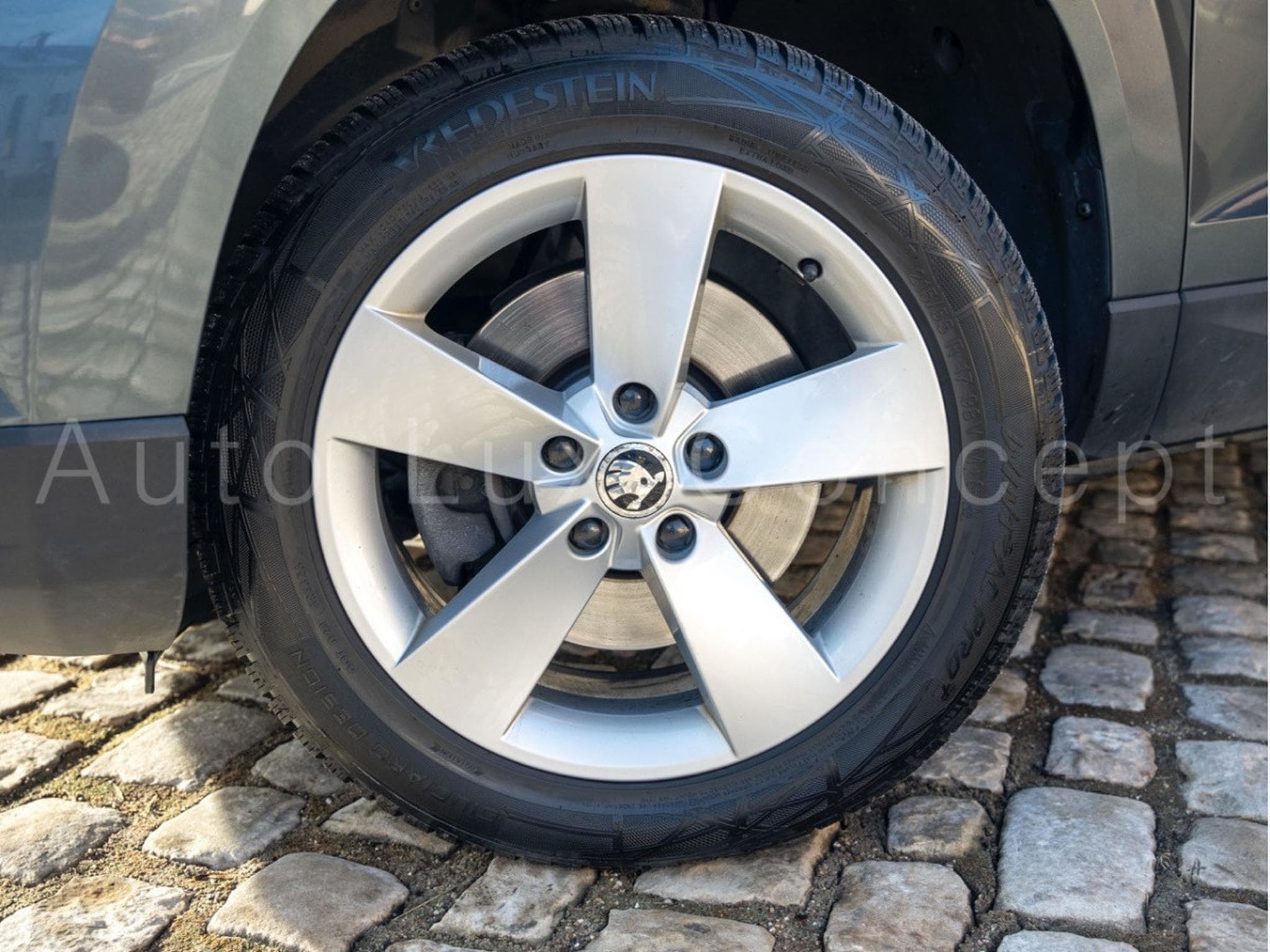 Skoda Karoq 1.5 TSI 150 Style DSG (2018) - Photo 21