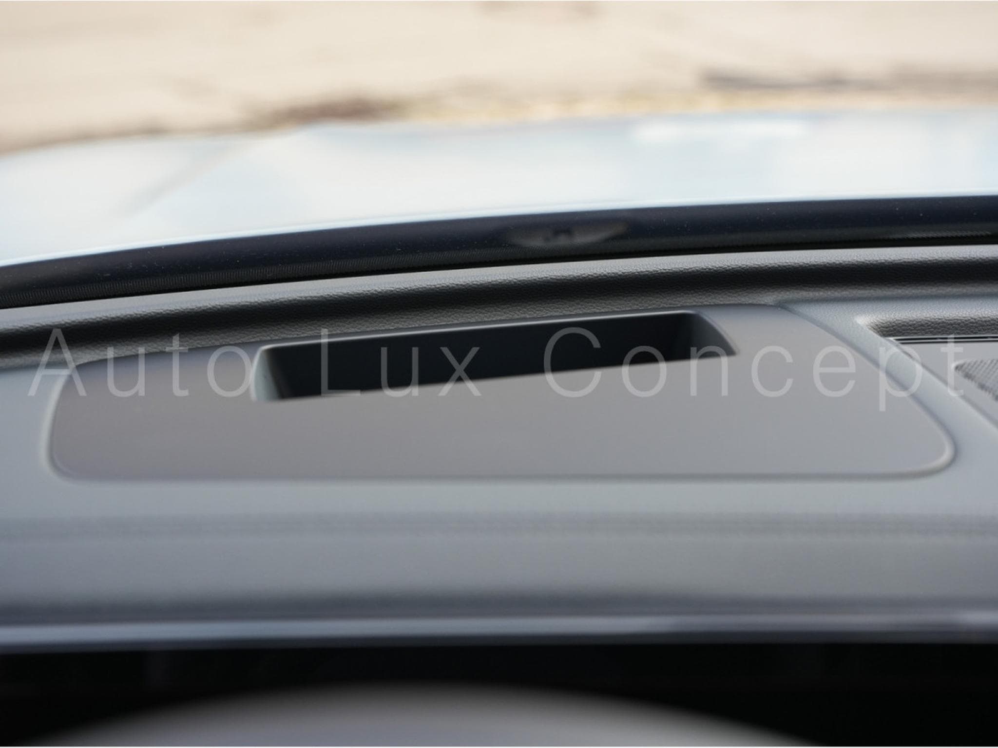 VW Tiguan R-Line 2.0 TDI 4MOTION 193 ch DSG 7 (2025) - Photo 14