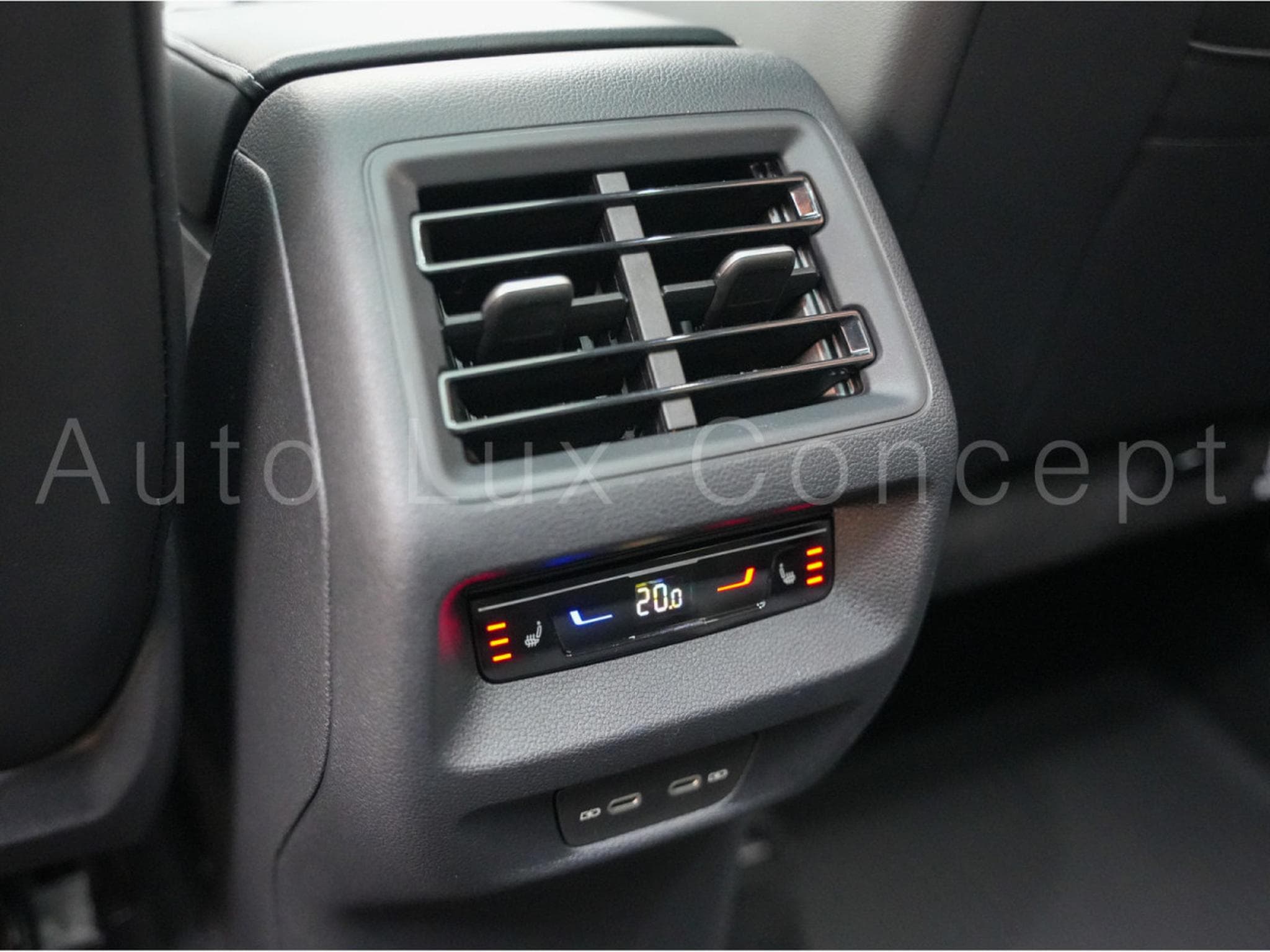 VW Tiguan R-Line 2.0 TDI 4MOTION 193 ch DSG 7 (2025) - Photo 23