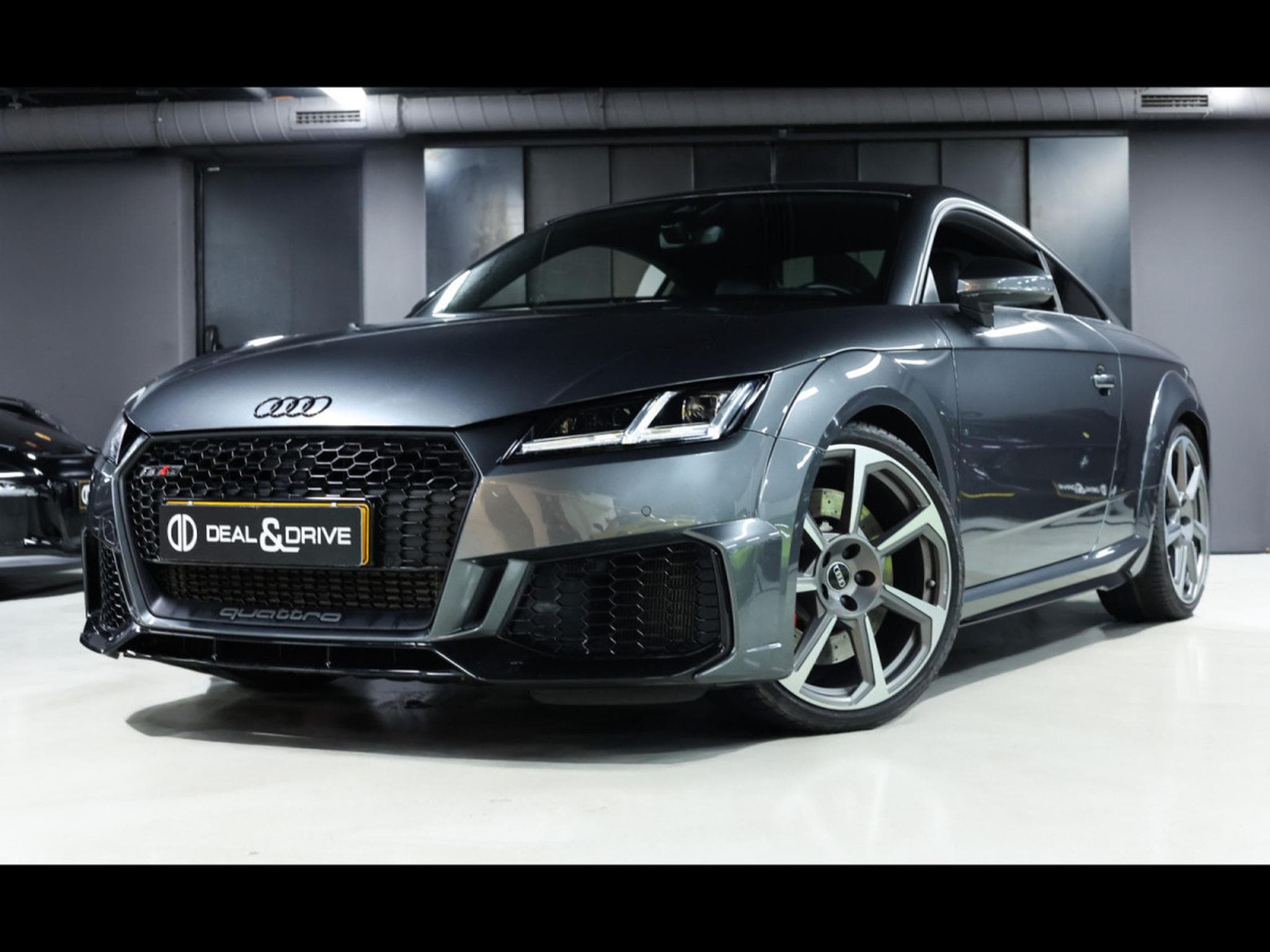 Audi TTRS COUPE 2.5 TFSI QUATTRO S-TRONIC – DAYTONA GREY (2022) - Photo 1