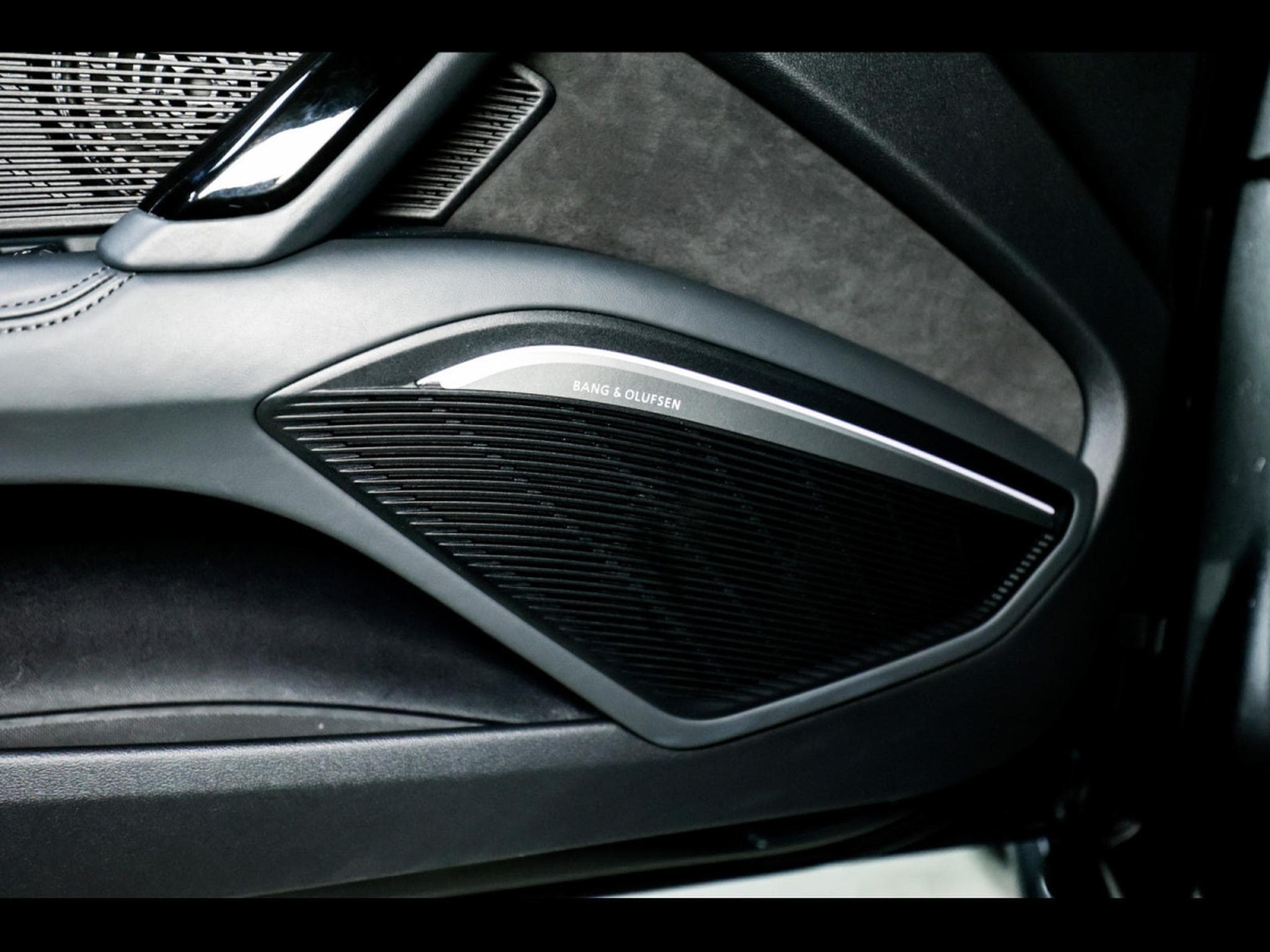 Audi TTRS COUPE 2.5 TFSI QUATTRO S-TRONIC – DAYTONA GREY (2022) - Photo 15