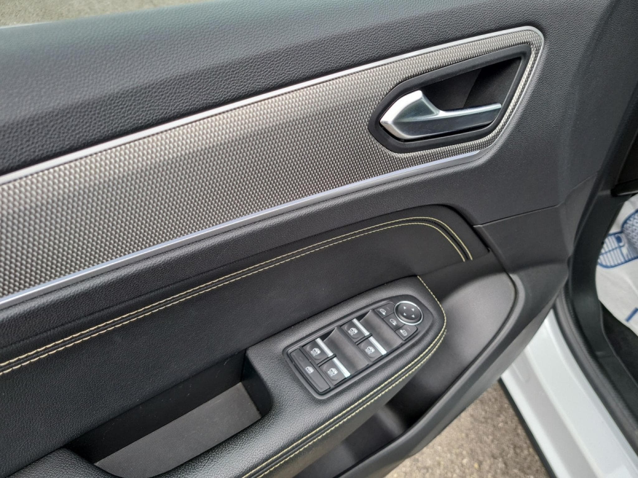 Renault Arkana E-TECH 1.6i Techno (2024) - Photo 11