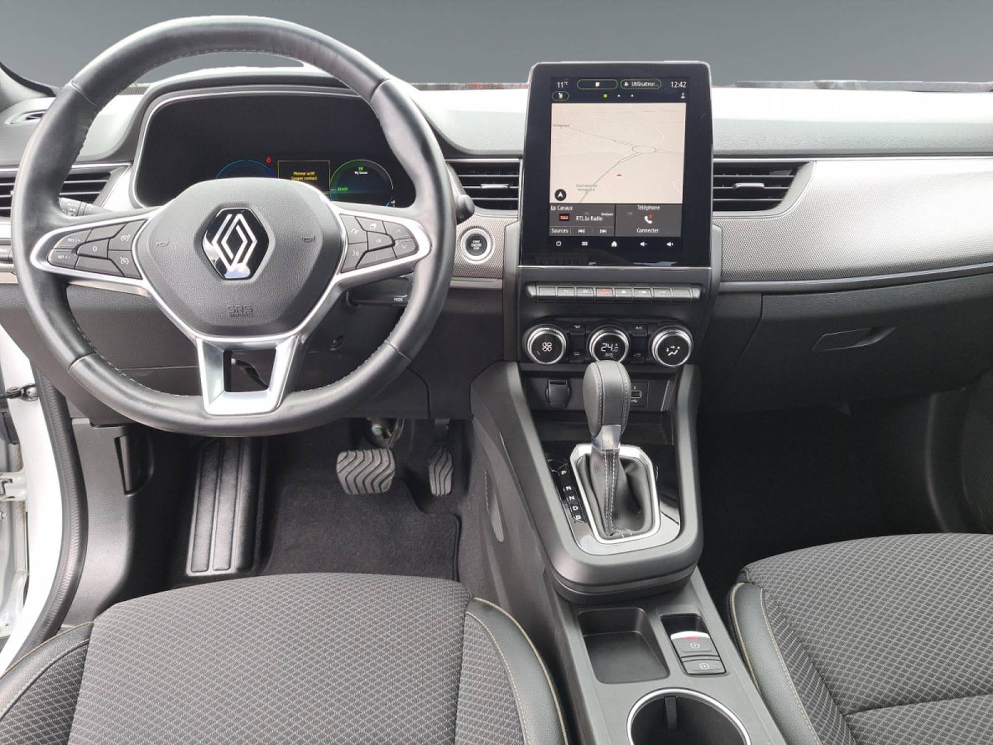 Renault Arkana E-TECH 1.6i Techno (2024) - Photo 12