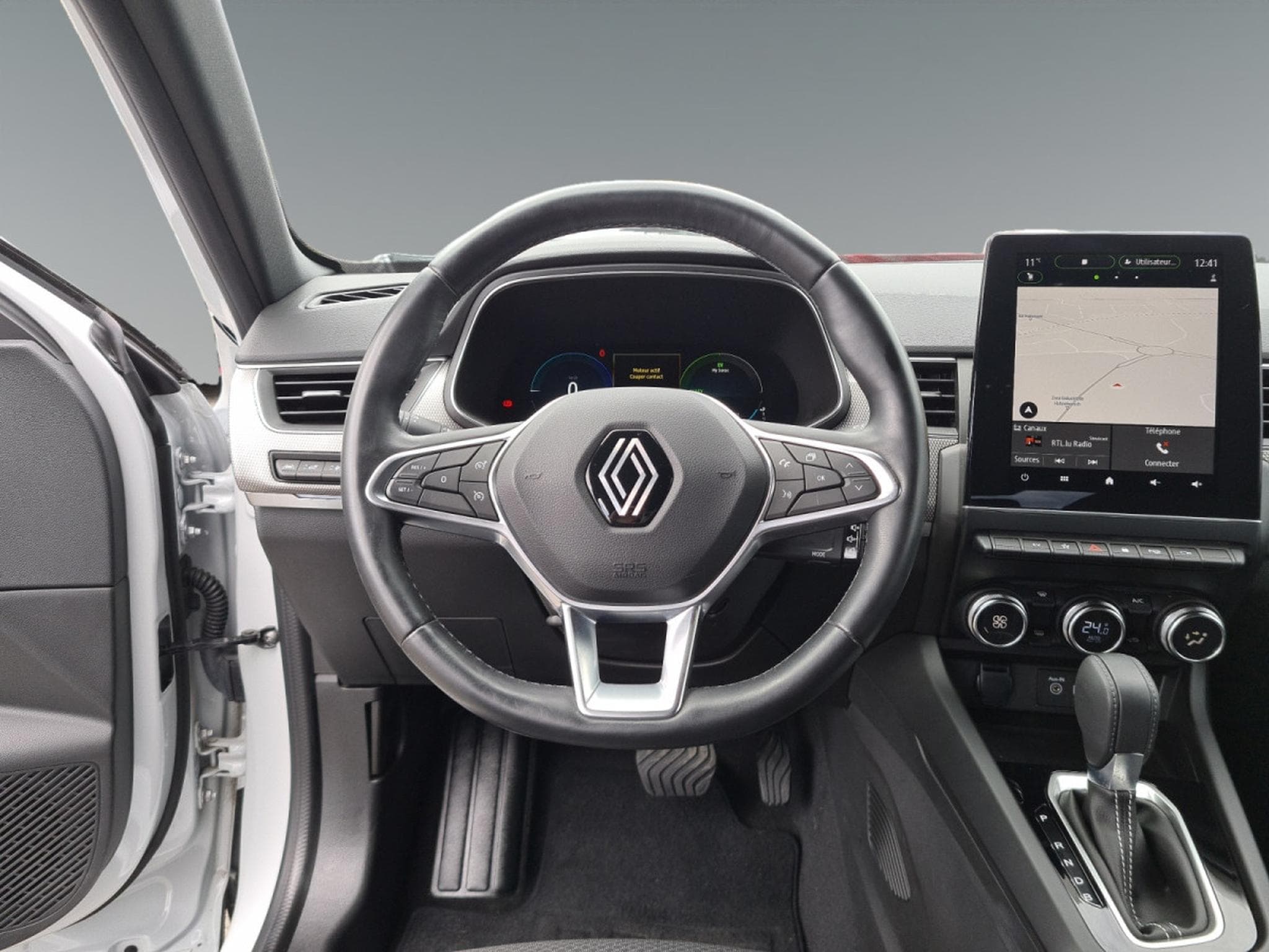Renault Arkana E-TECH 1.6i Techno (2024) - Photo 13