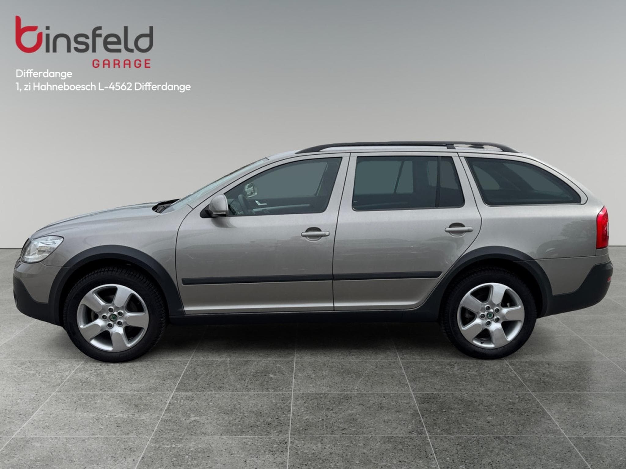 Skoda Octavia 2.0 CR TDi Scout (2012) - Photo 2