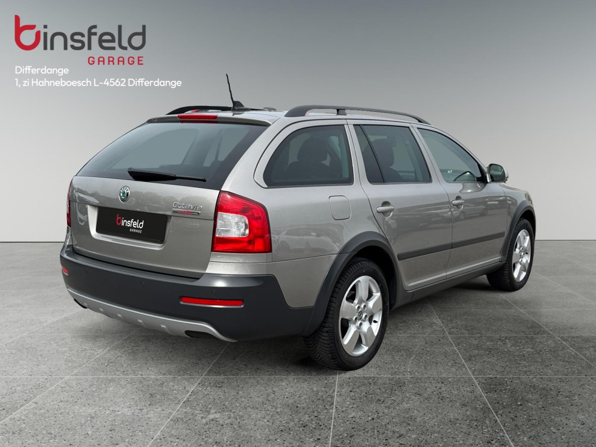 Skoda Octavia 2.0 CR TDi Scout (2012) - Photo 5